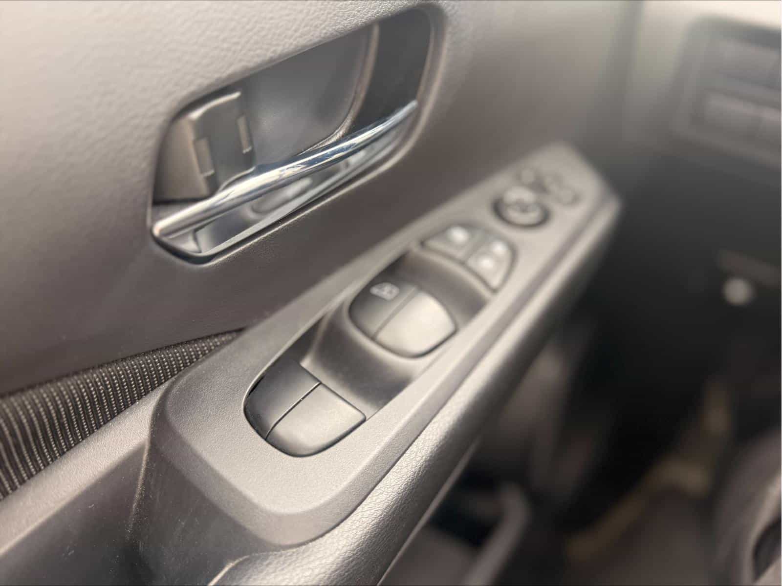 Image 14 Nissan Kicks SV 2021