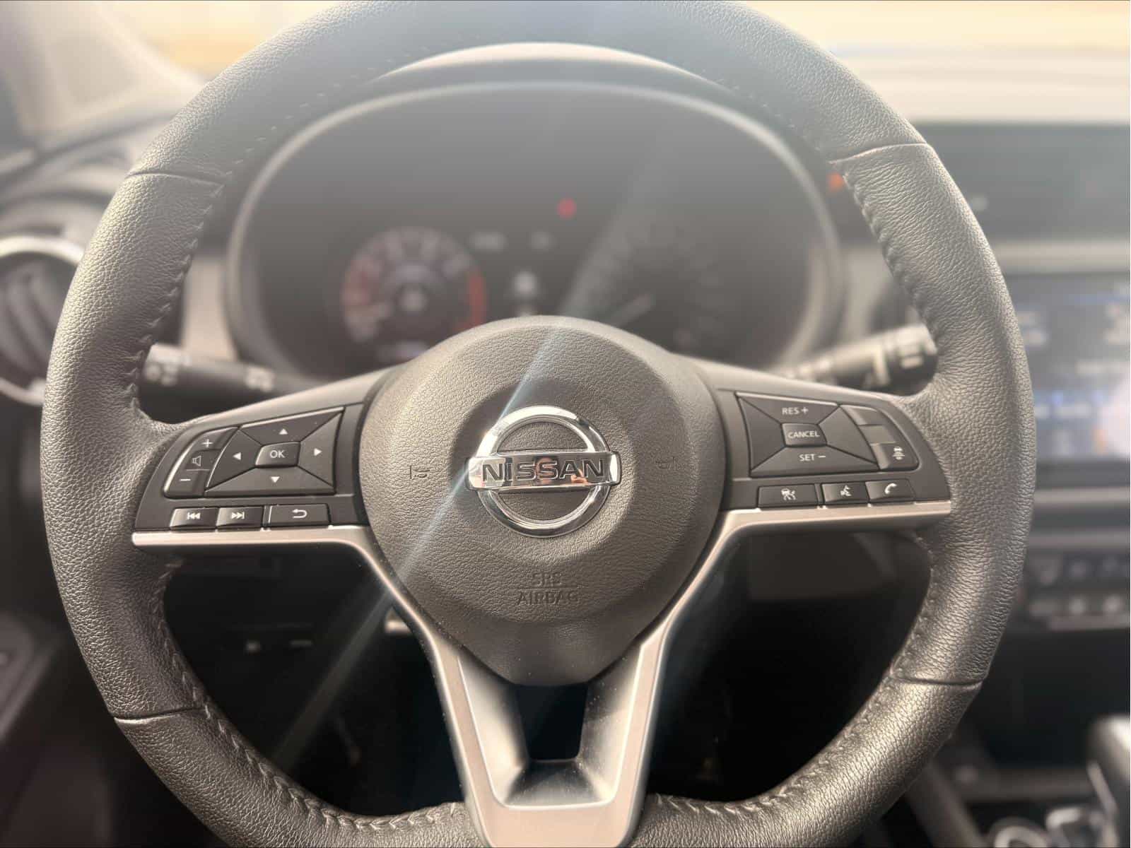 Image 9 Nissan Kicks SV 2021