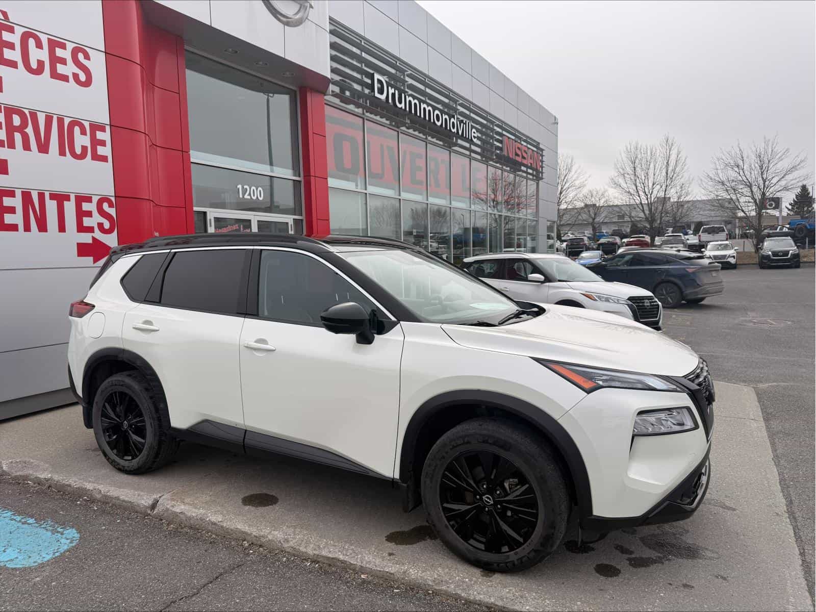 2023 Nissan Rogue SV Midnight - Image 1