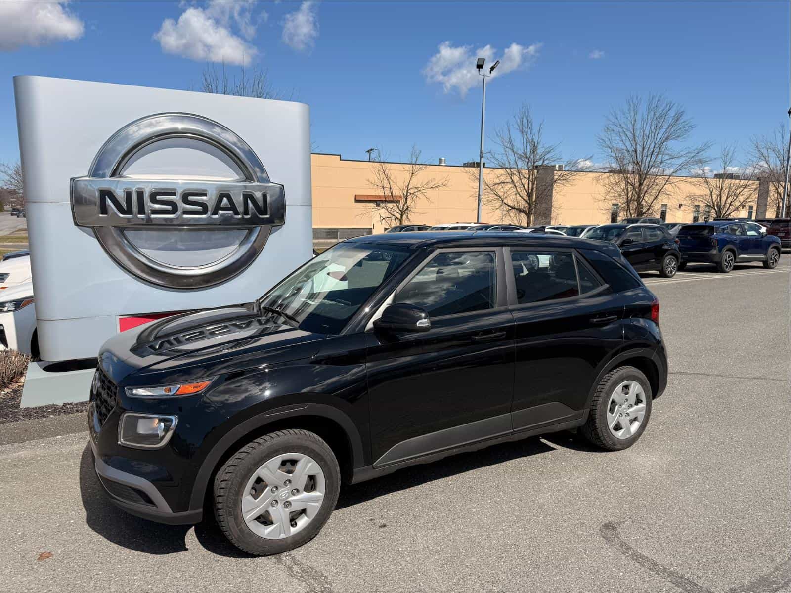 2022 Hyundai Venue Essential - Image 1