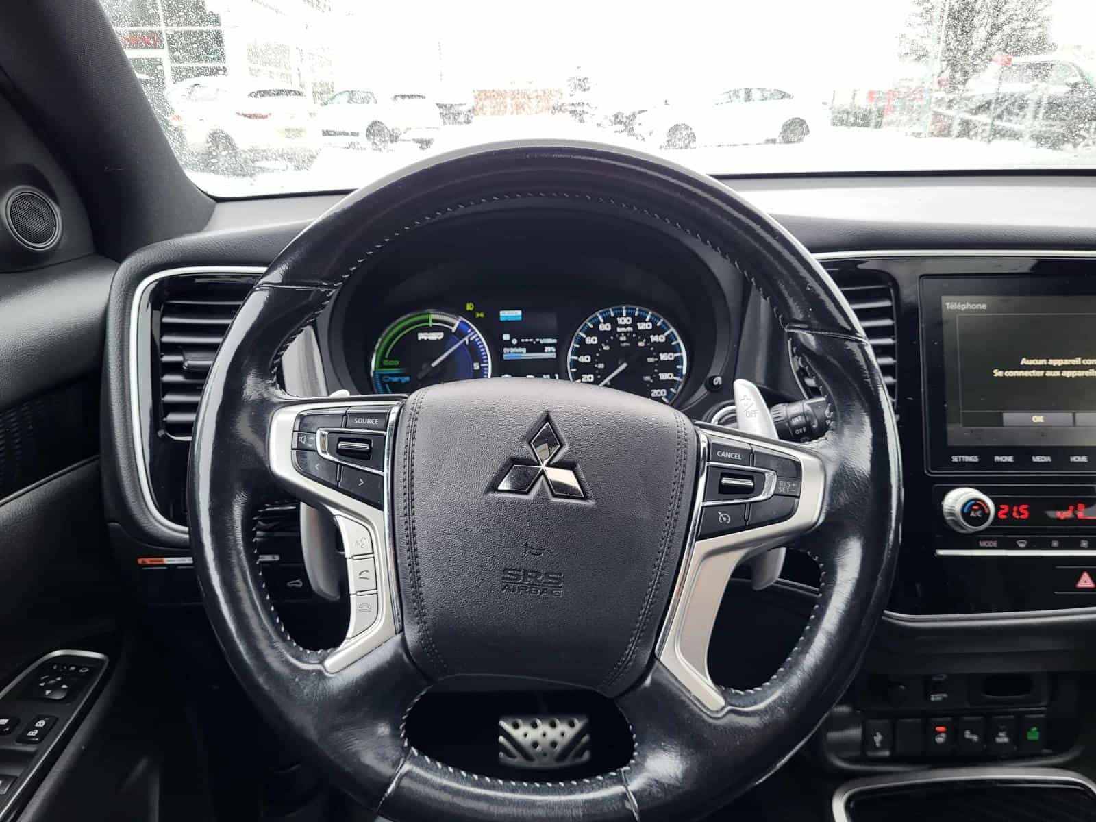 2022 Mitsubishi Outlander PHEV Black Edition - Image 3