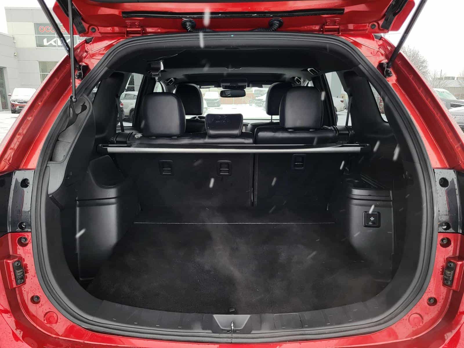 2022 Mitsubishi Outlander PHEV Black Edition - Image 15