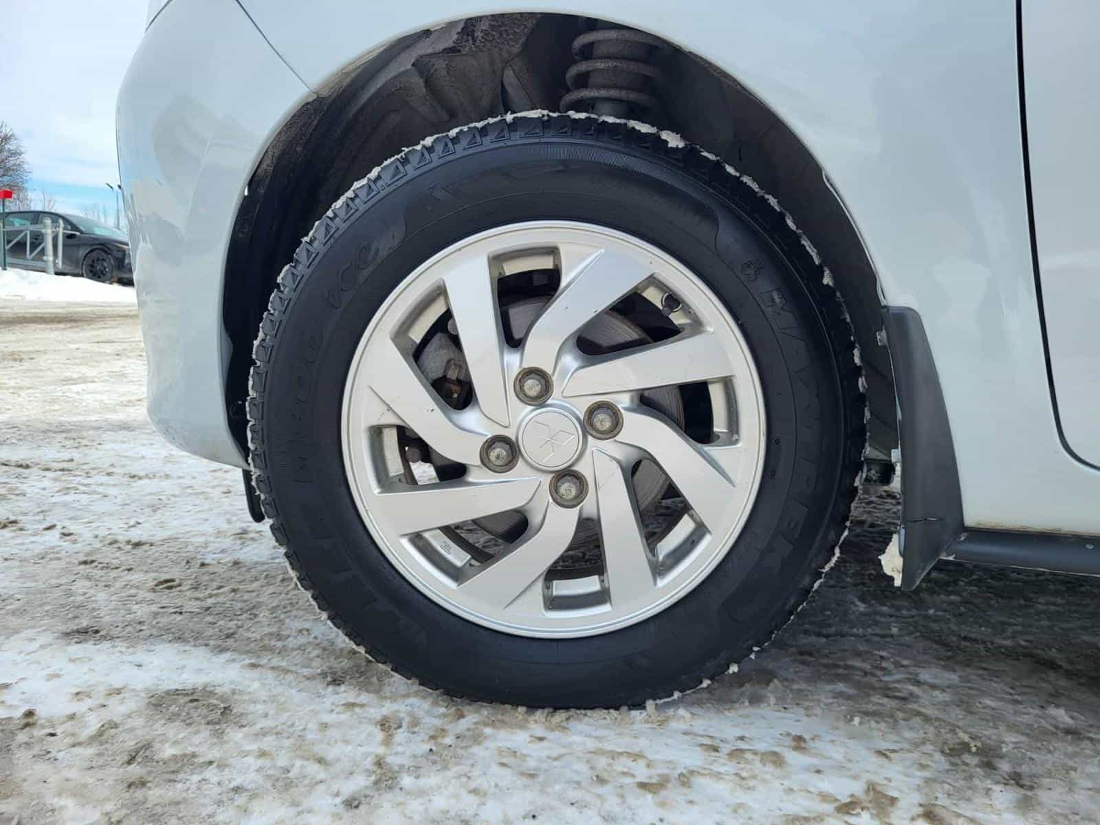 Image 5 Mitsubishi Mirage ES 2024