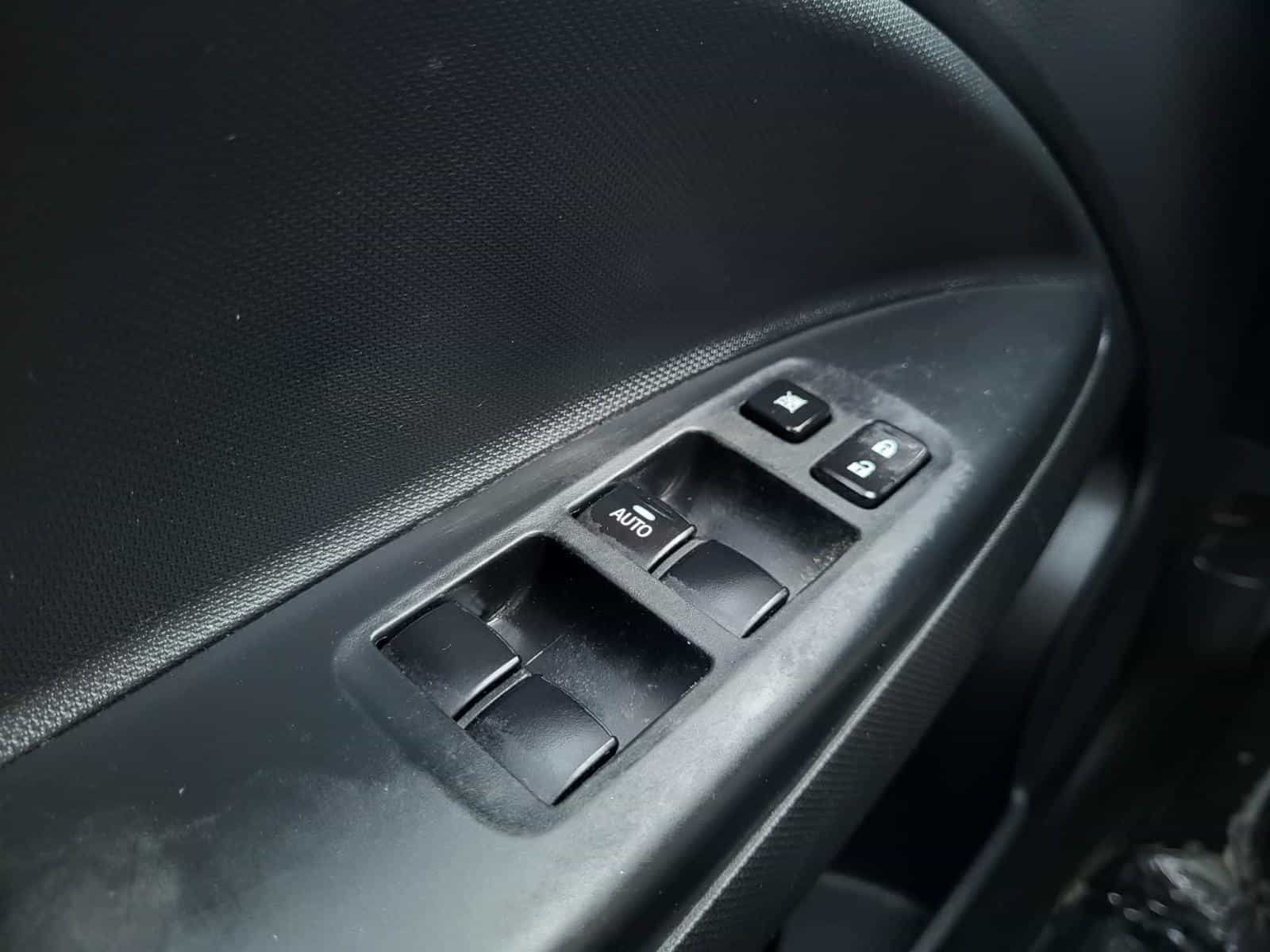 2024 Mitsubishi Mirage ES - Image 17