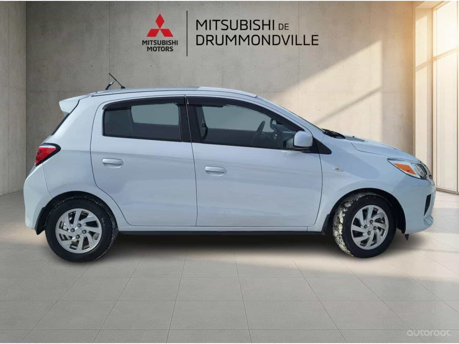 2024 Mitsubishi Mirage ES - Image 2