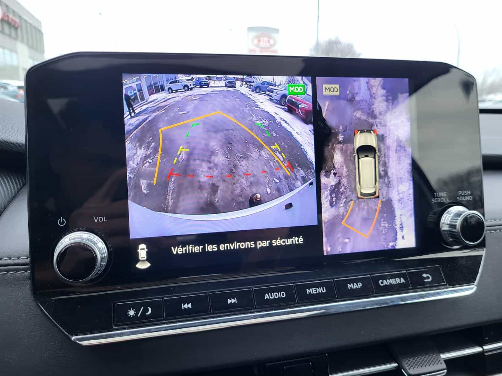 2024 Mitsubishi Outlander SEL - Image 12