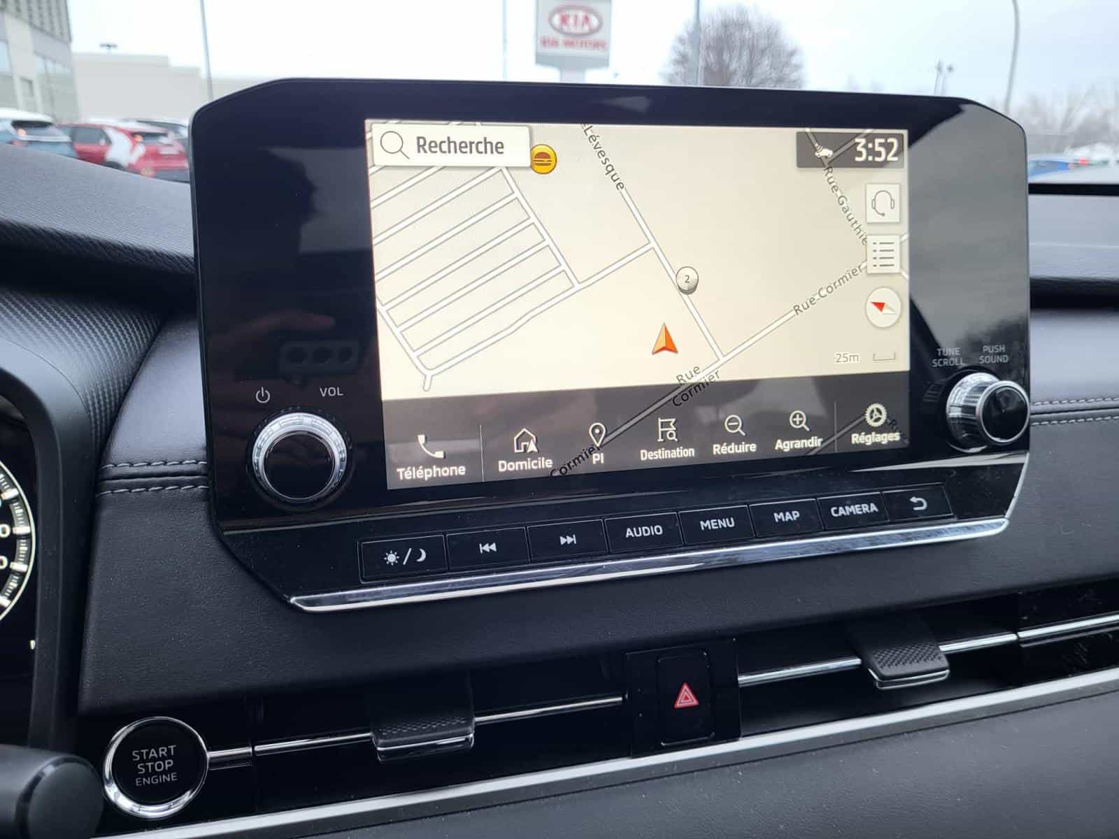 2024 Mitsubishi Outlander SEL - Image 11