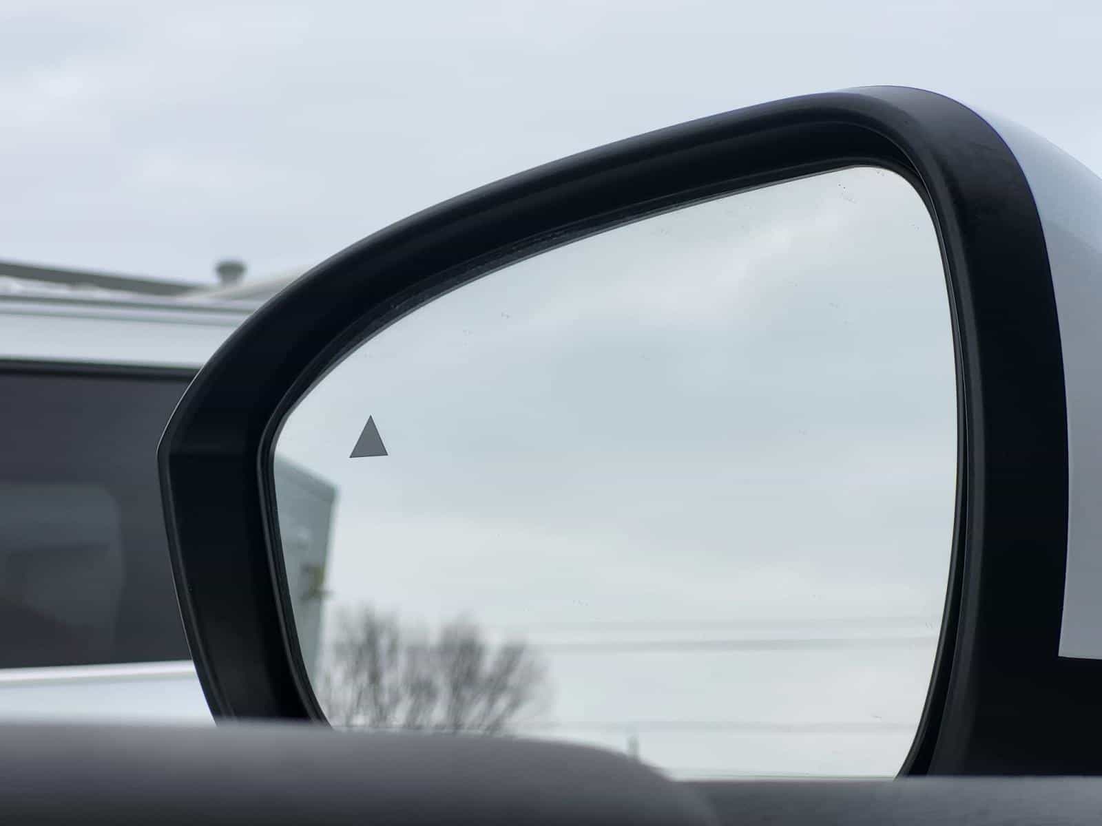 Image 18 Mitsubishi Outlander SEL 2024