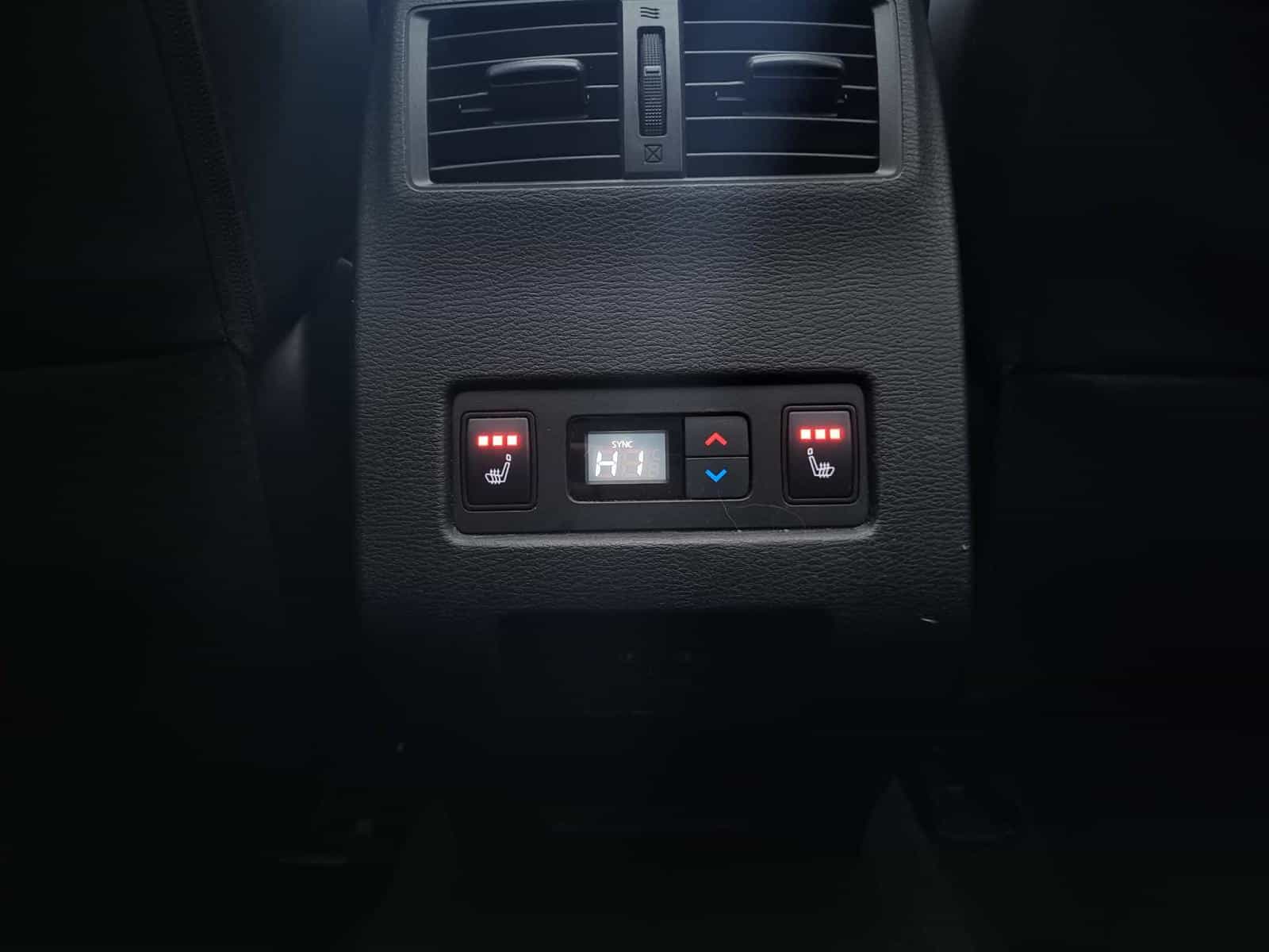 2024 Mitsubishi Outlander SEL - Image 20