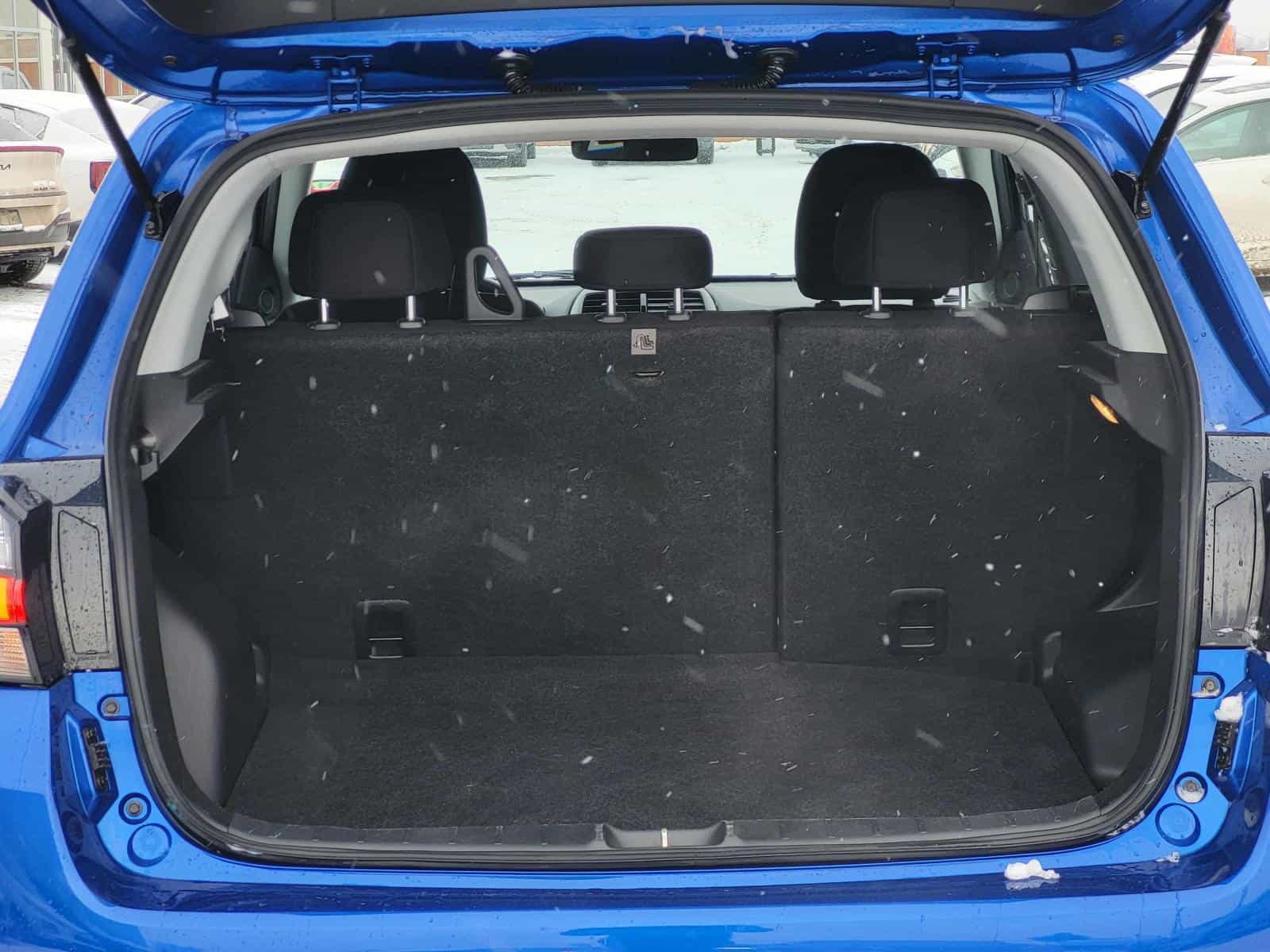 2024 Mitsubishi RVR SE - Image 17