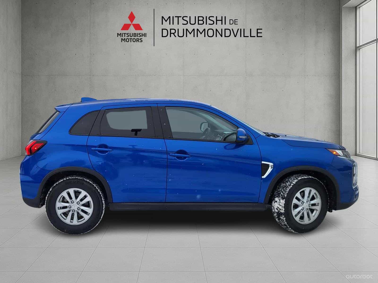2024 Mitsubishi RVR SE - Image 2