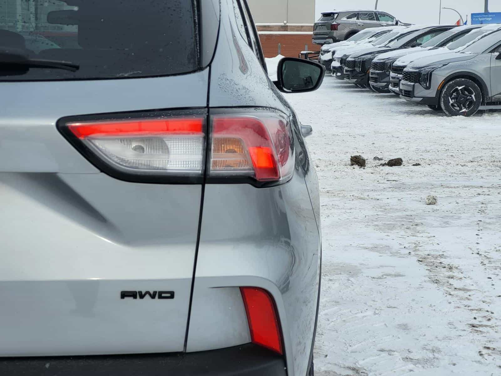 2021 Ford Escape SEL 2.0T - Image 4