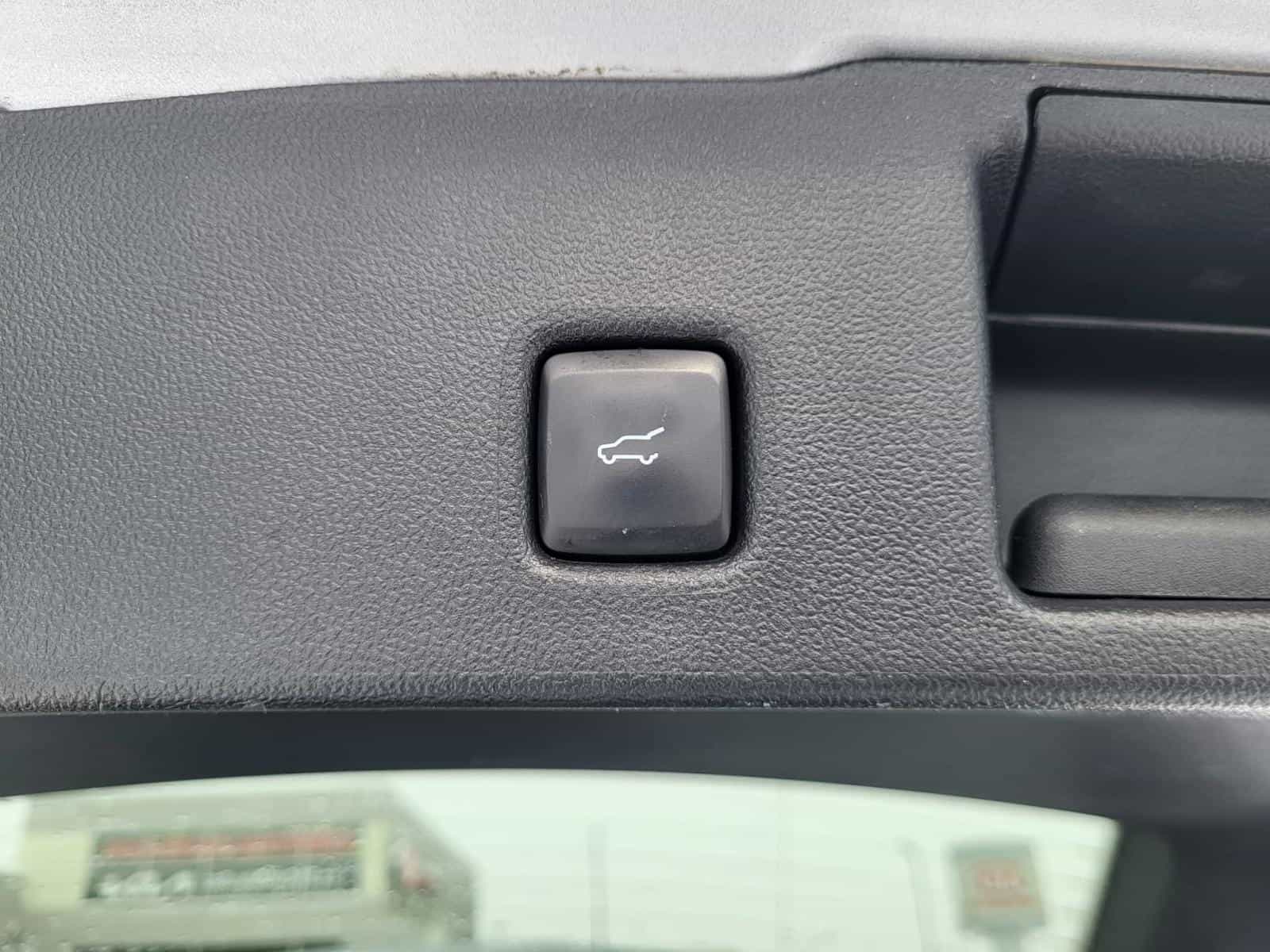 2021 Ford Escape SEL 2.0T - Image 23