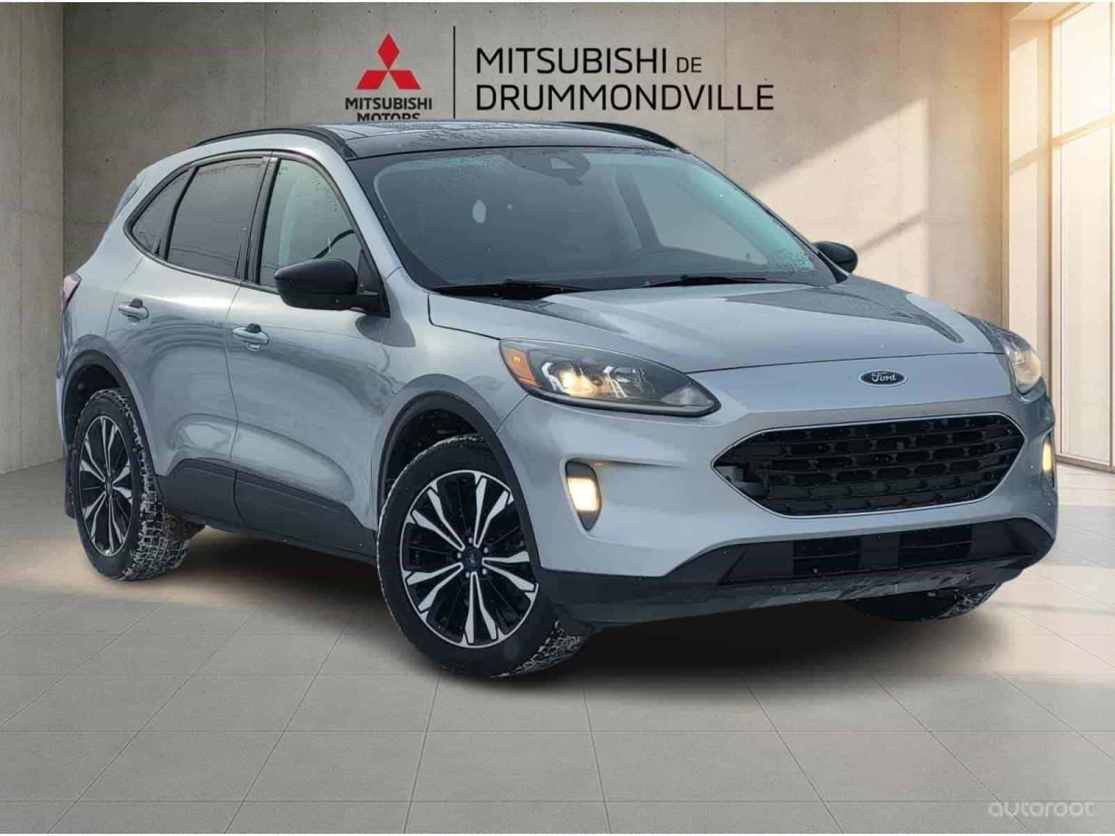 Image 1 Ford Escape SEL 2.0T 2021