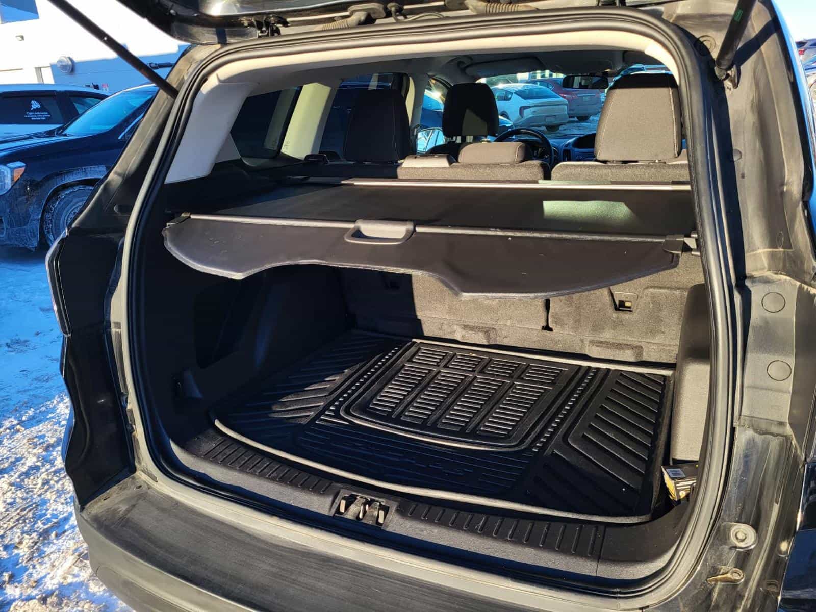 Image 22 Ford Escape S 2017