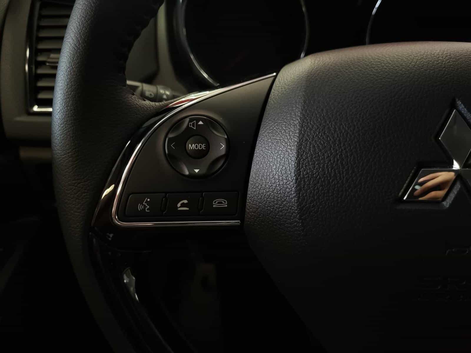 2025 Mitsubishi RVR SE - Image 6