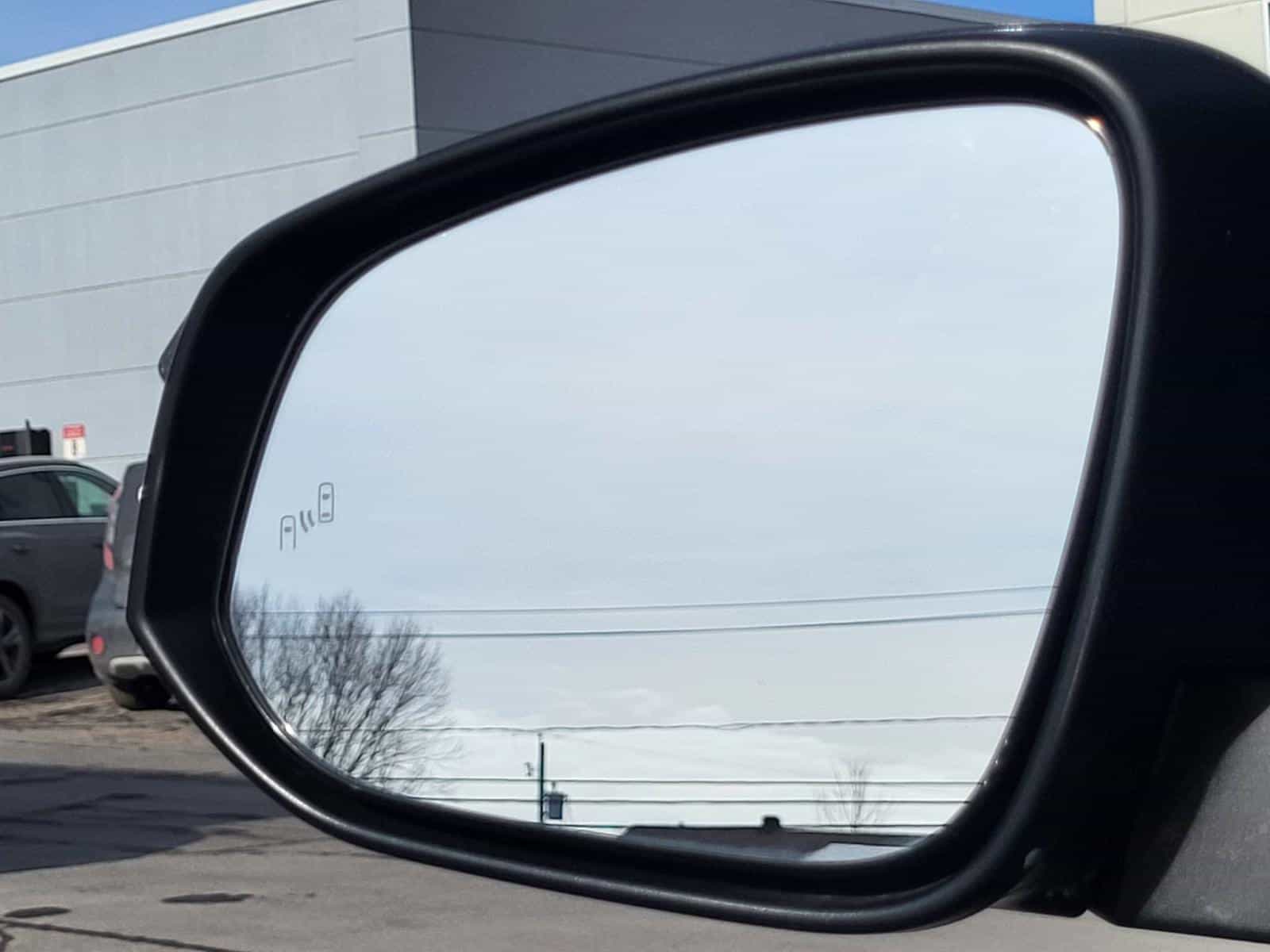 2018 Toyota Rav4 XLE Hybrid - Image 18