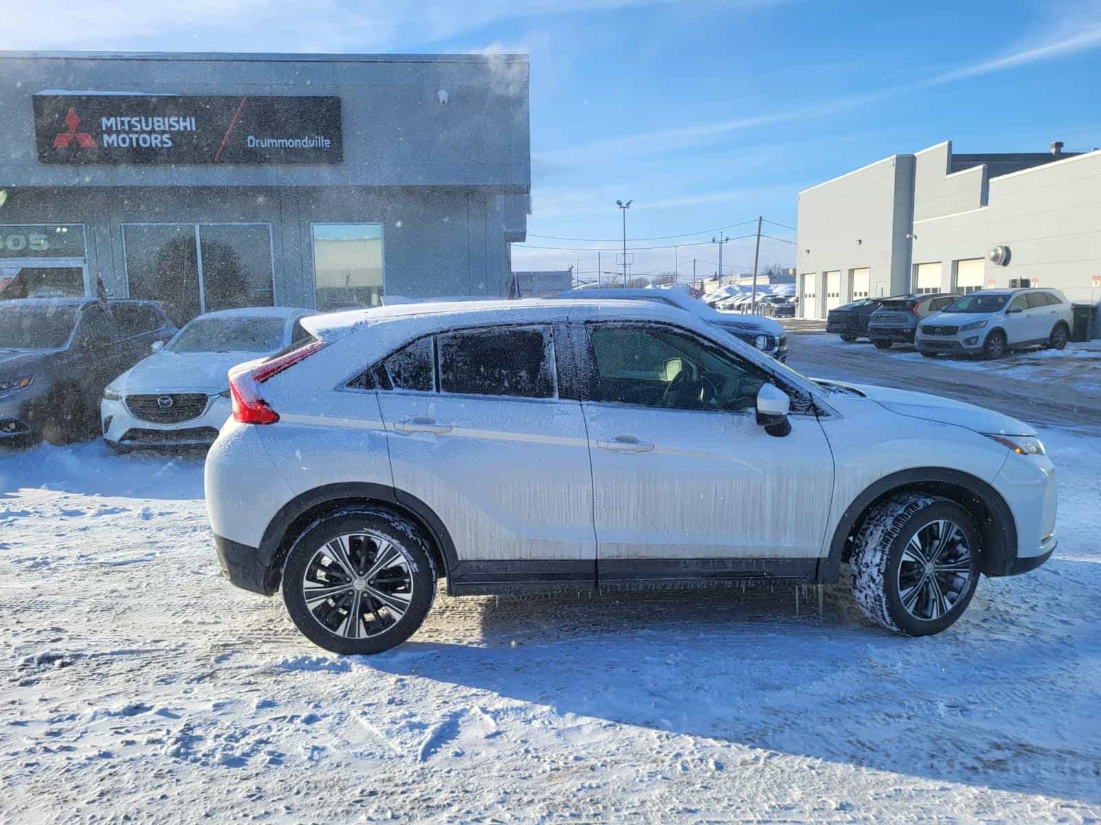 2020 Mitsubishi Eclipse Cross ES - Image 2