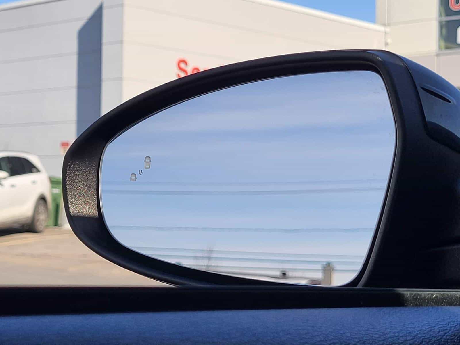 2023 Kia Forte EX - Image 18