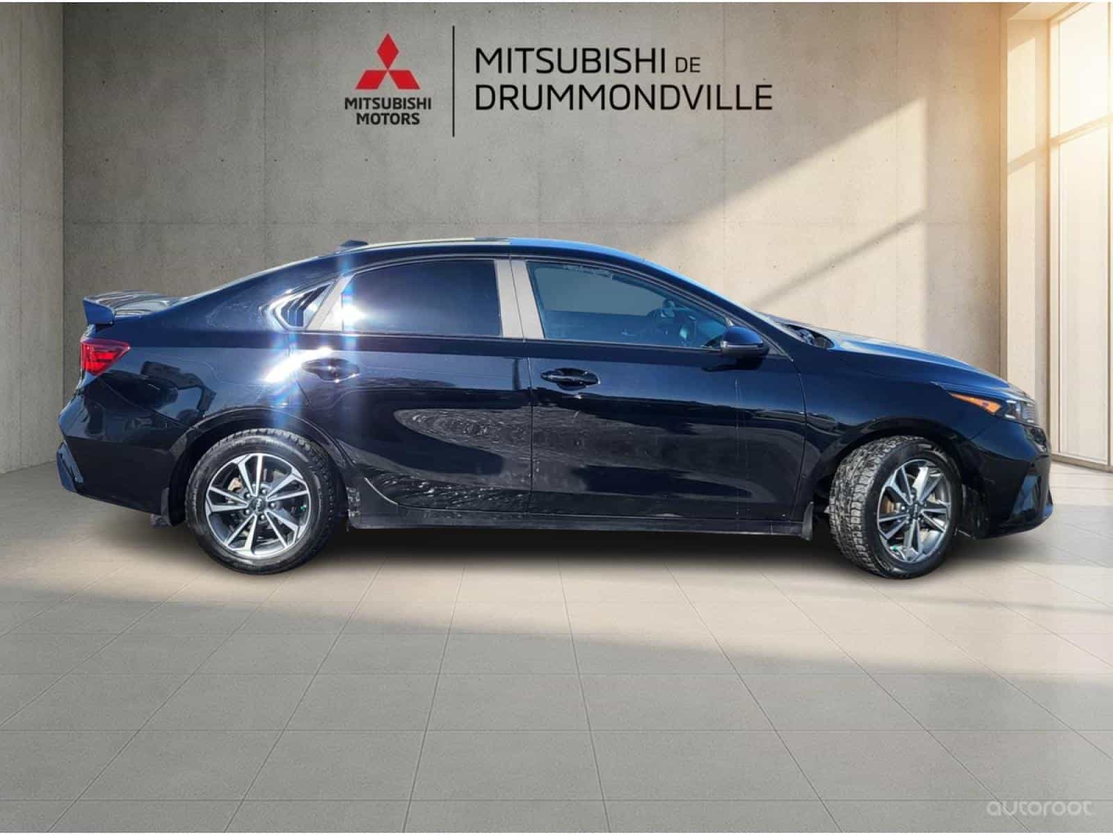 2023 Kia Forte EX - Image 2