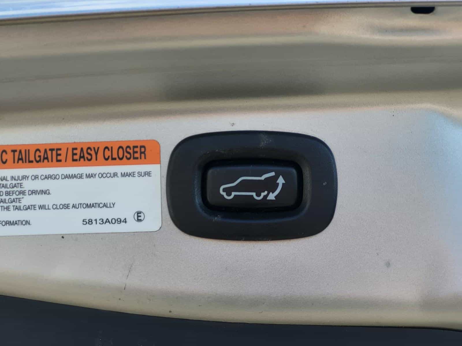 2022 Mitsubishi Outlander Black Edition - Image 26