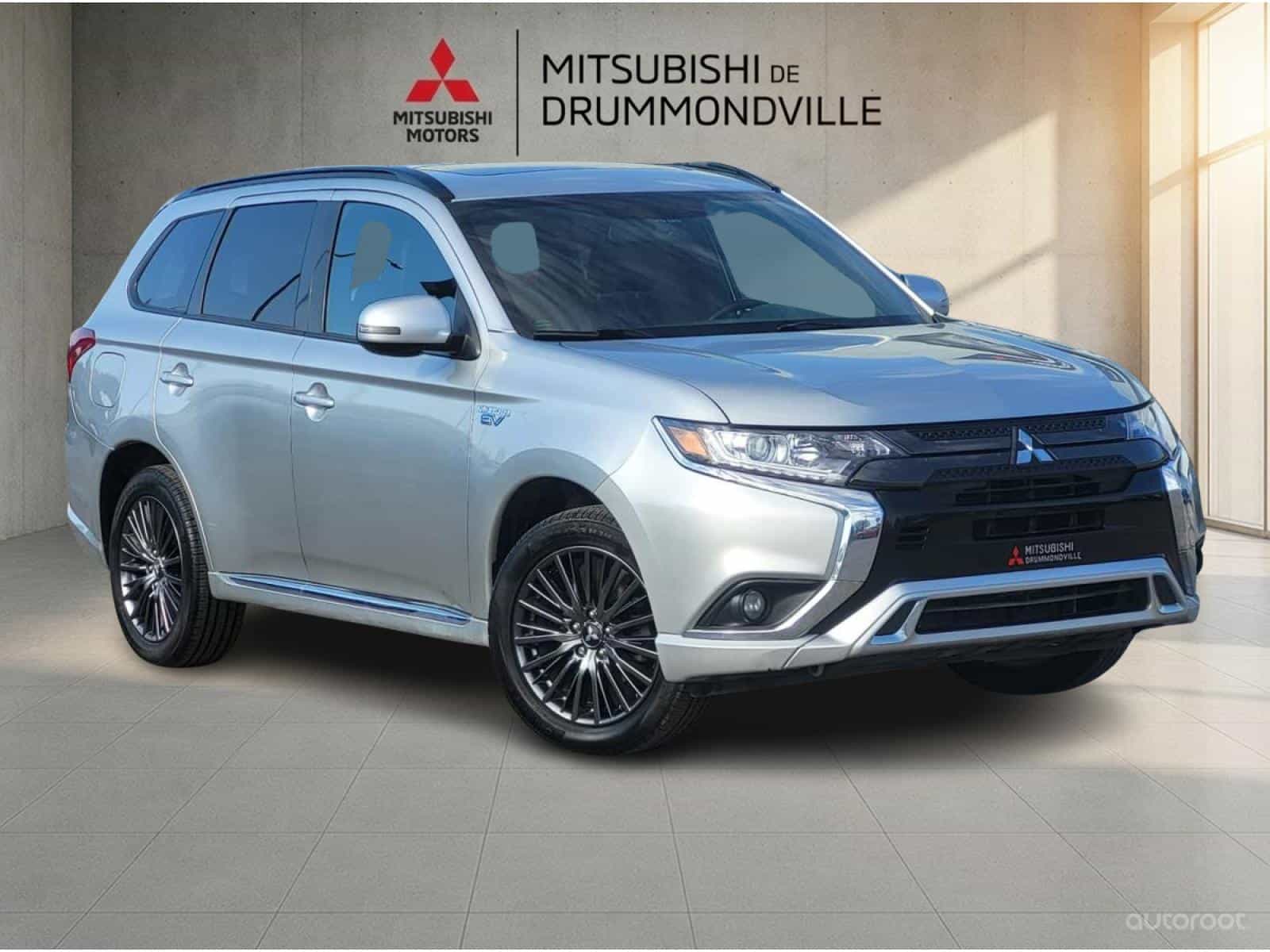 Image 1 Mitsubishi Outlander Black Edition 2022
