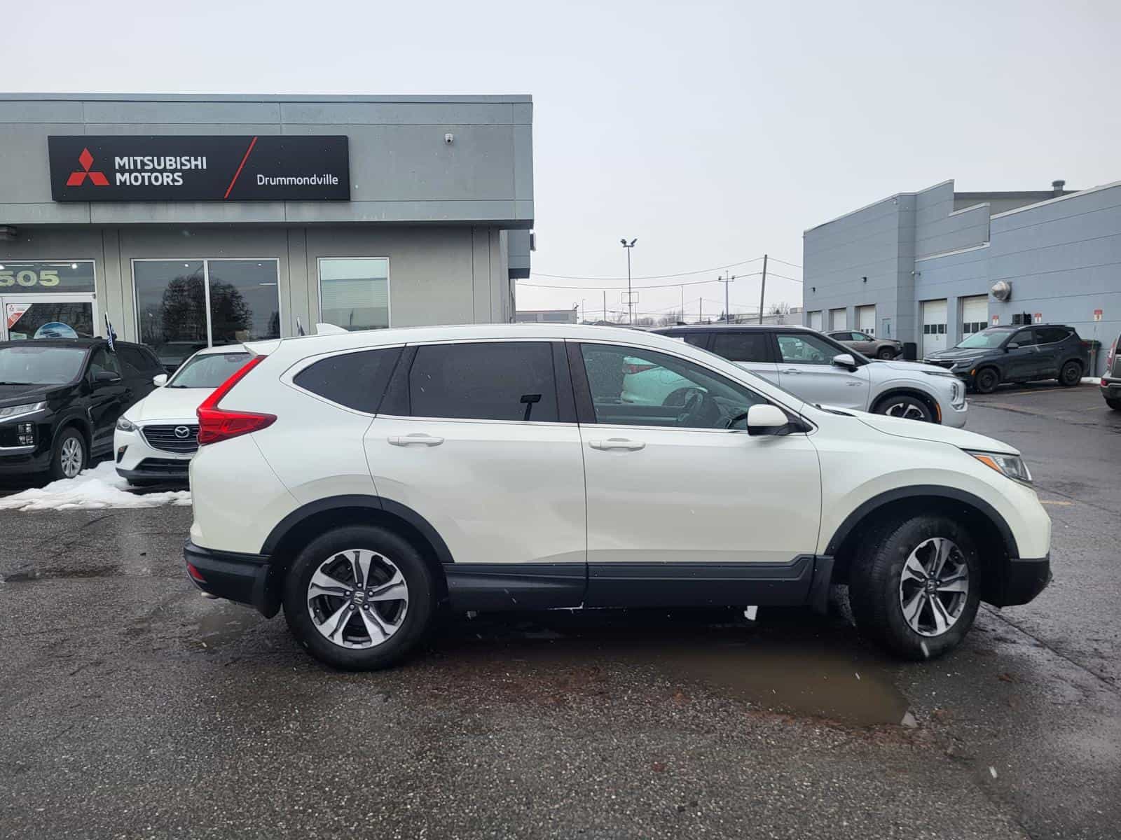 2018 Honda CR-V LX - Image 2