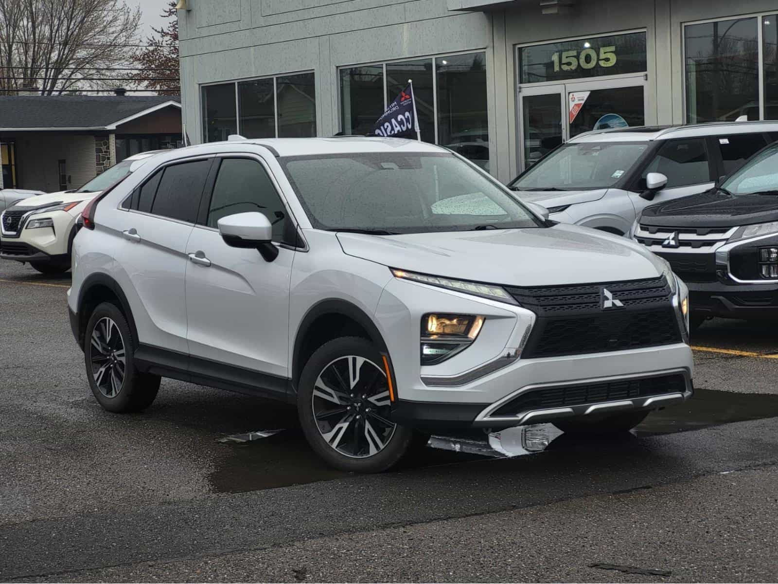 2023 Mitsubishi Eclipse Cross SE - Image 1