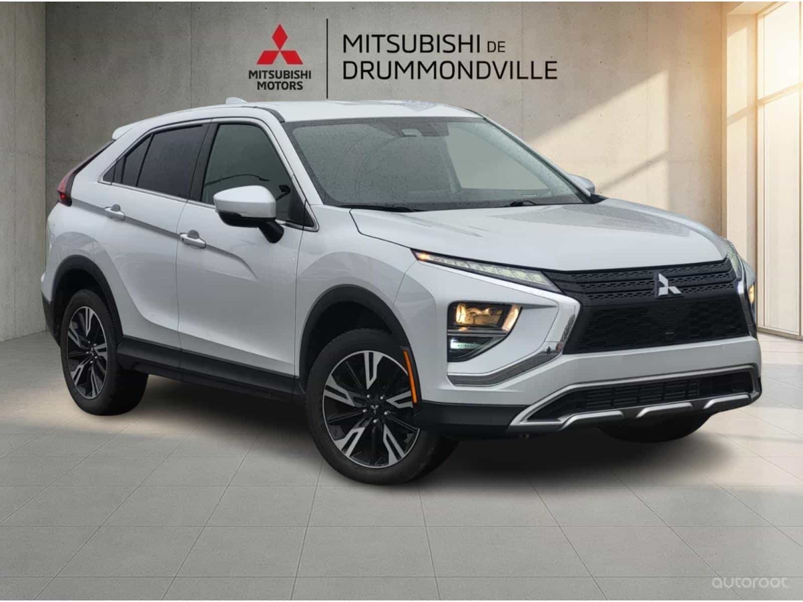 2023 Mitsubishi Eclipse Cross SE - Image 1