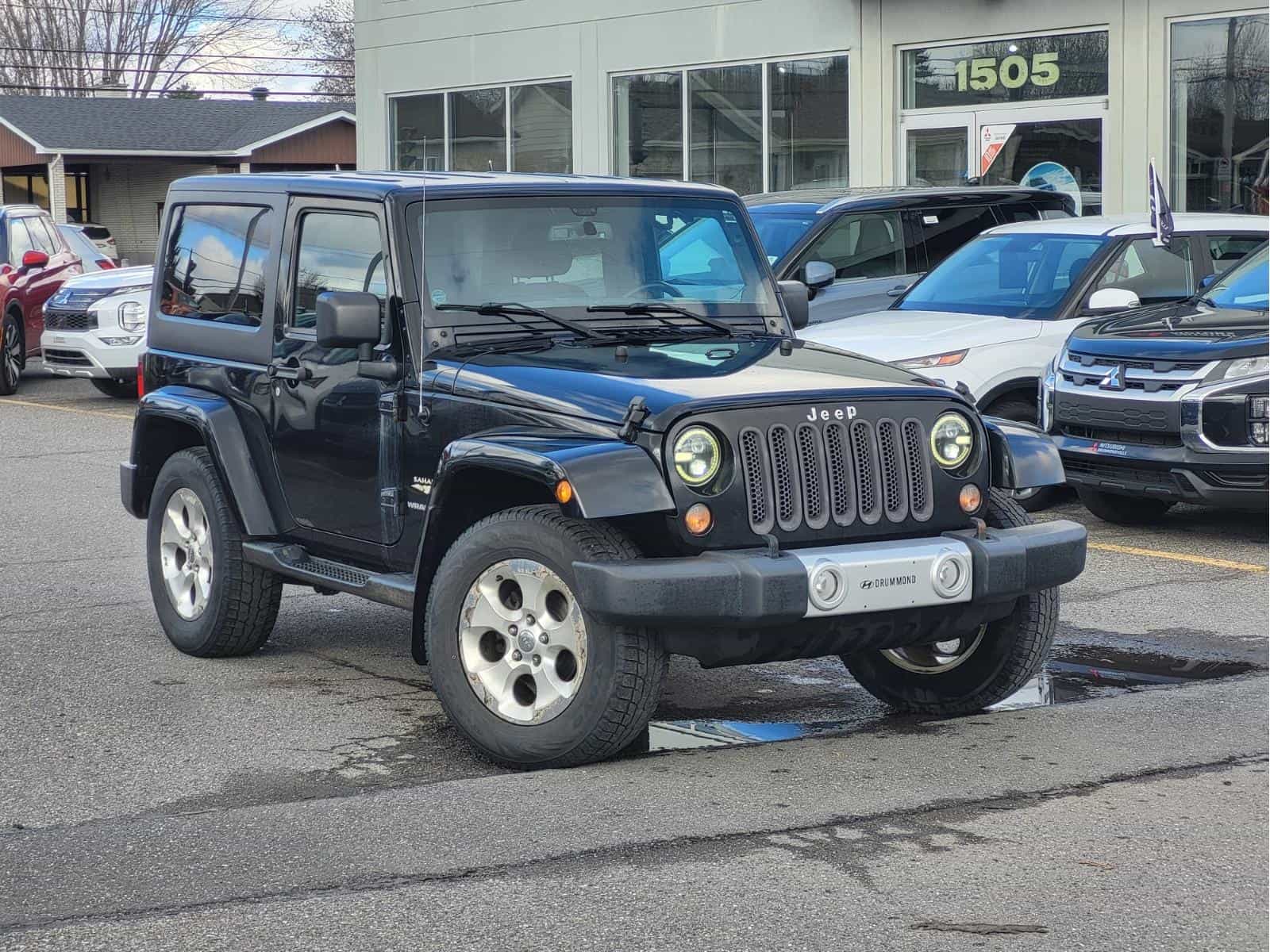 Image 1 Jeep Wrangler Sahara 2014