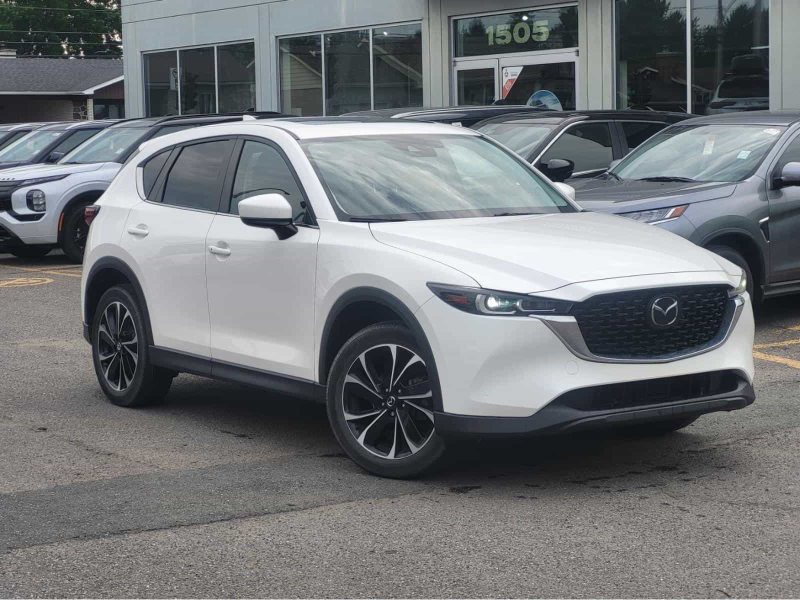 2022 Mazda CX-5 GS Comf - Image 1