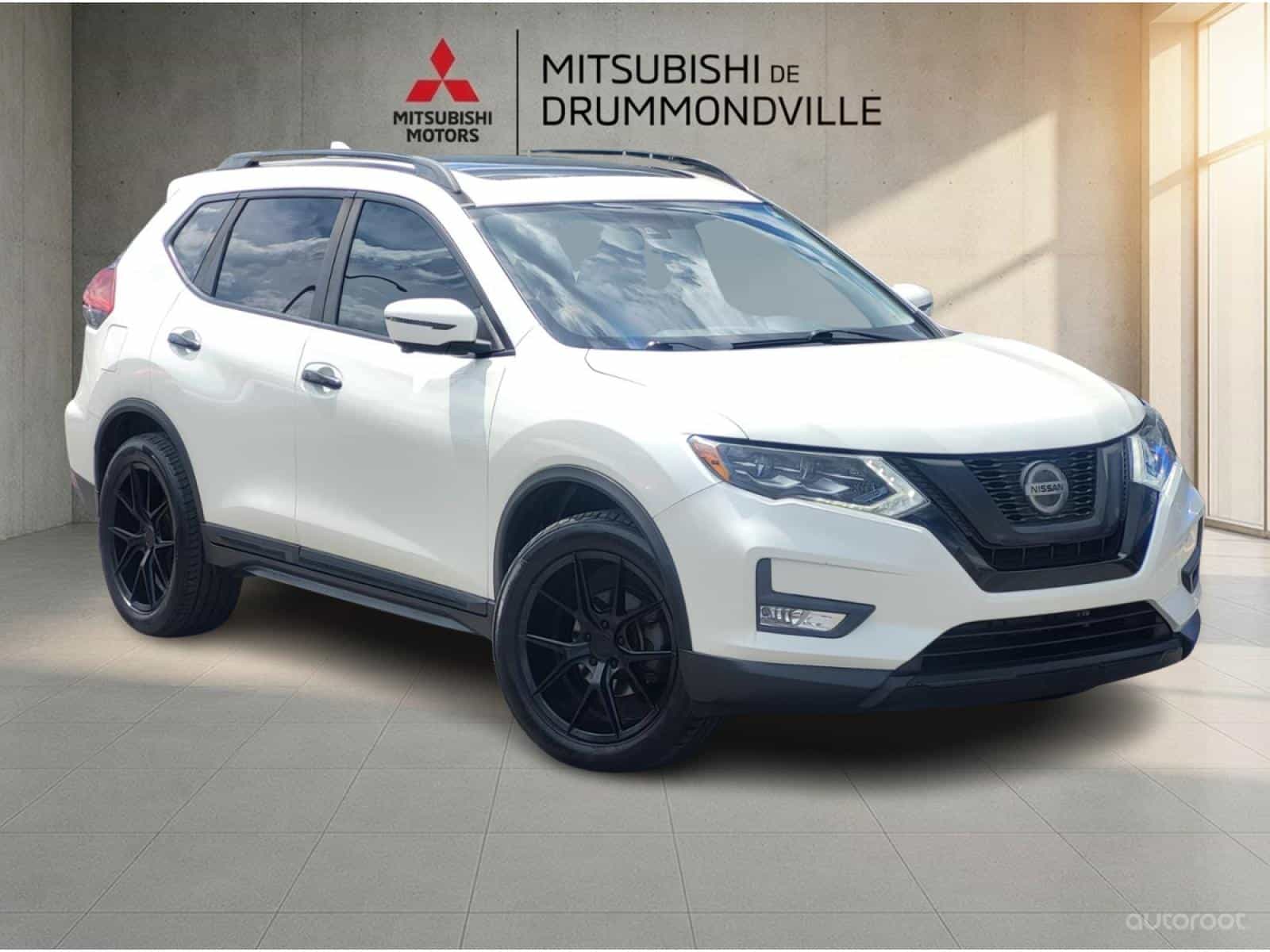 2018 Nissan Rogue SL - Image 1