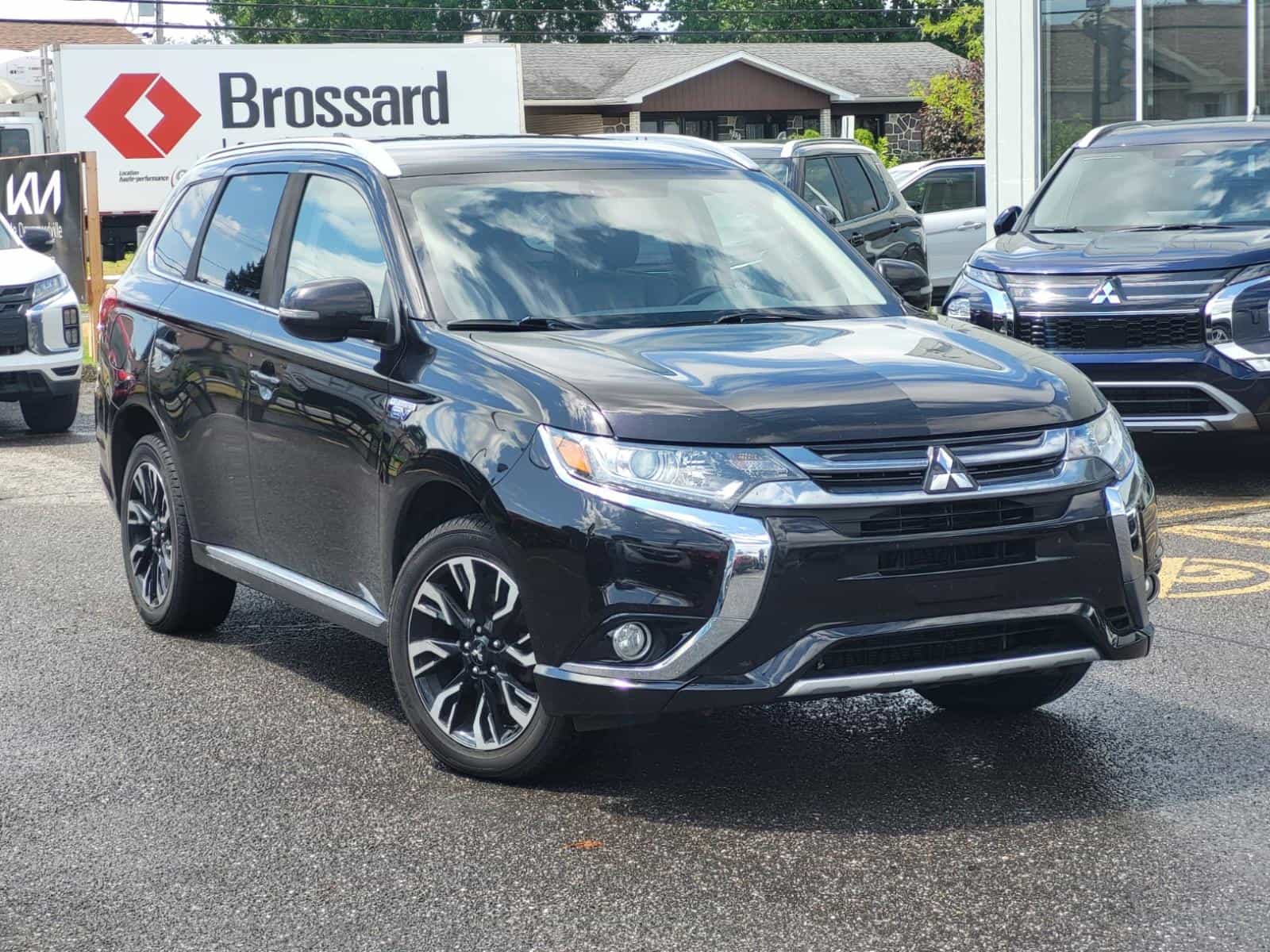 Image 1 Mitsubishi Outlander PHEV SE 2018