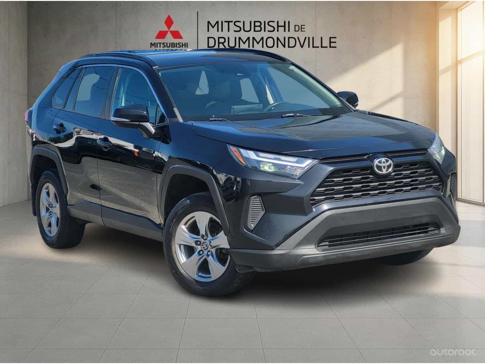 2022 Toyota Rav4 XLE - Image 1