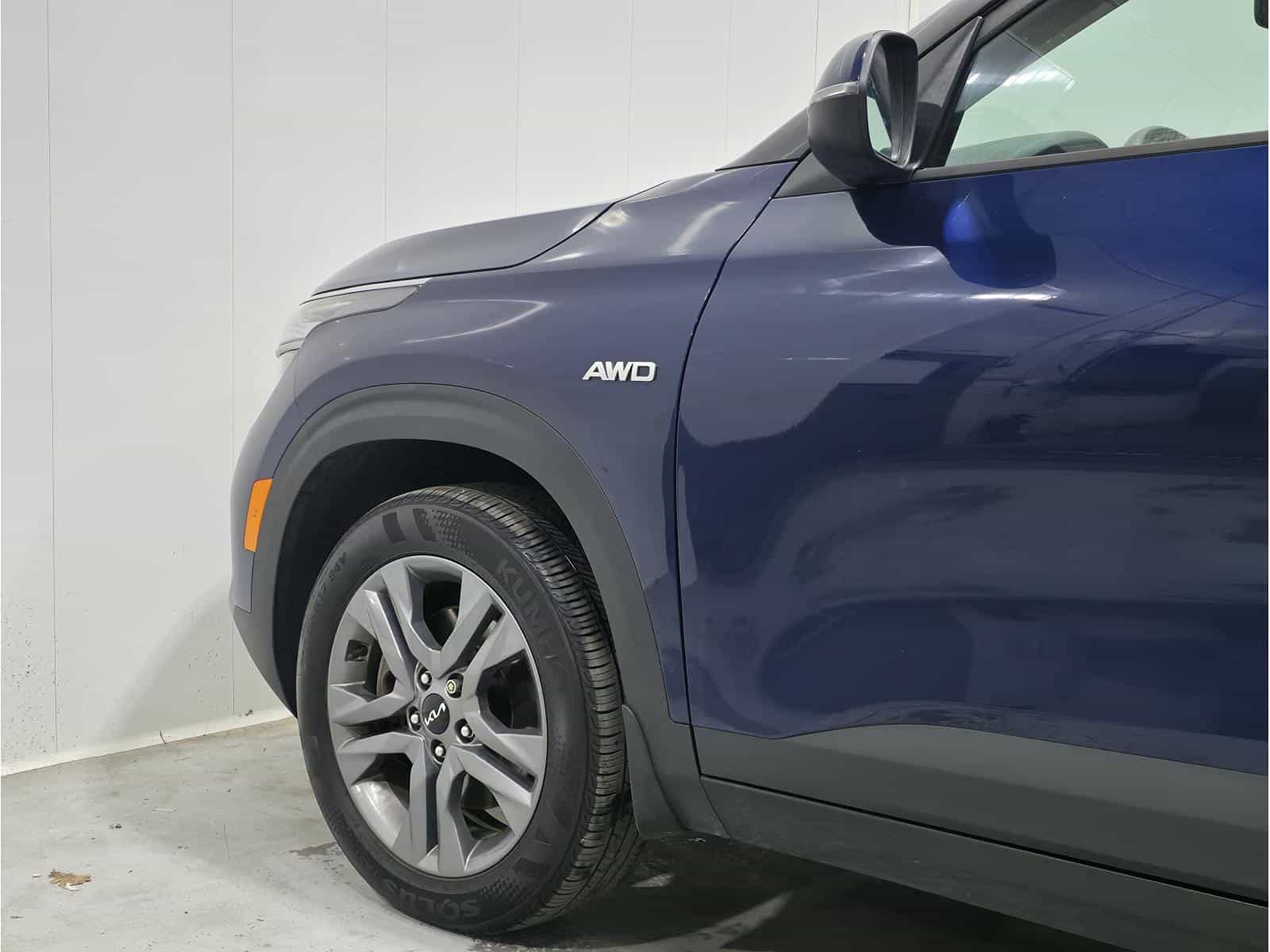 2022 Kia Seltos LX - Image 2