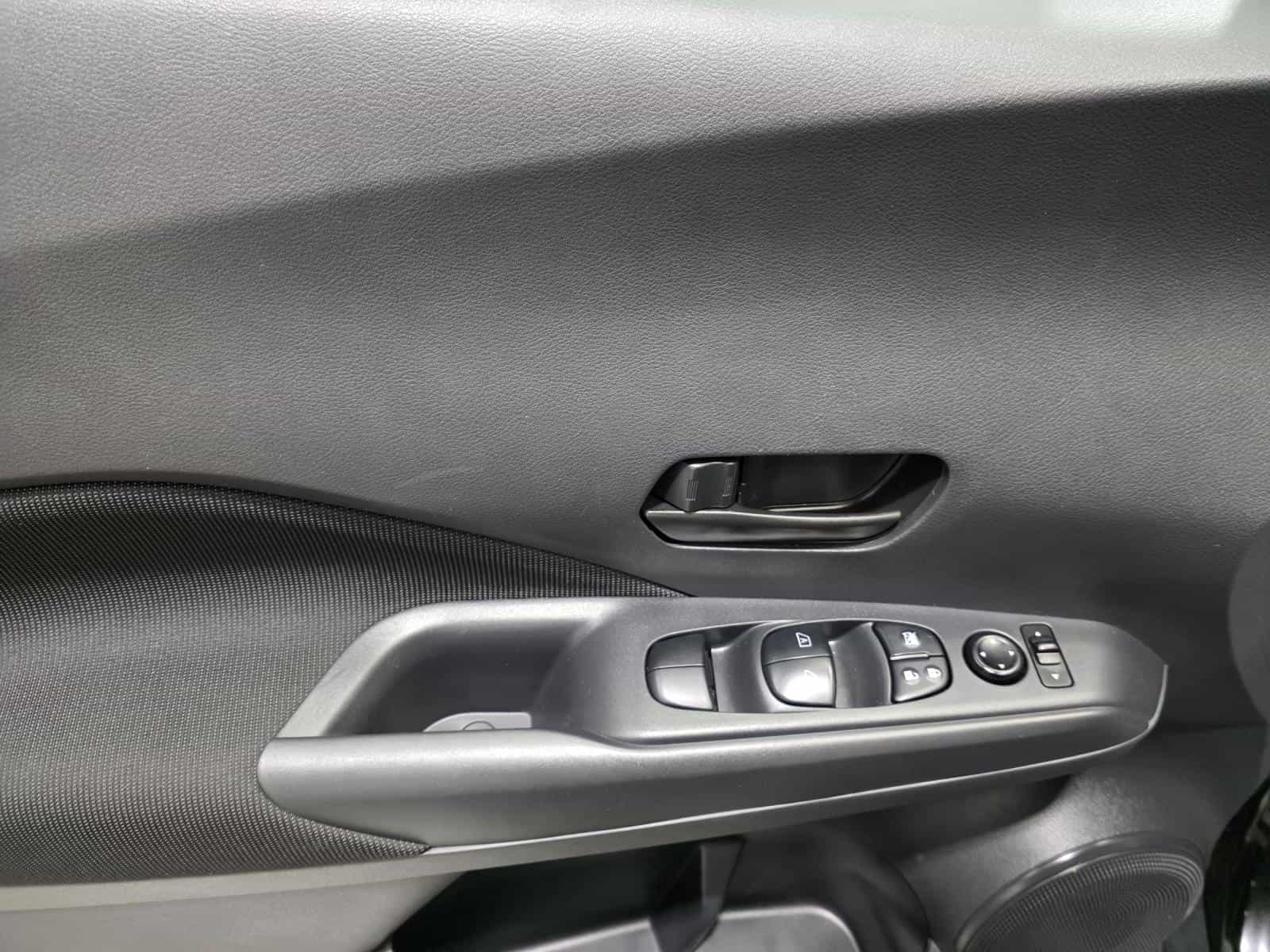 Image 19 Nissan Kicks S 2022