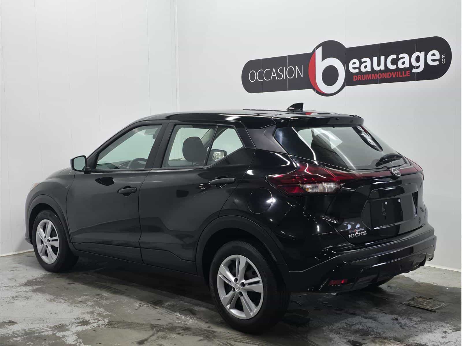 2022 Nissan Kicks S - Image 7