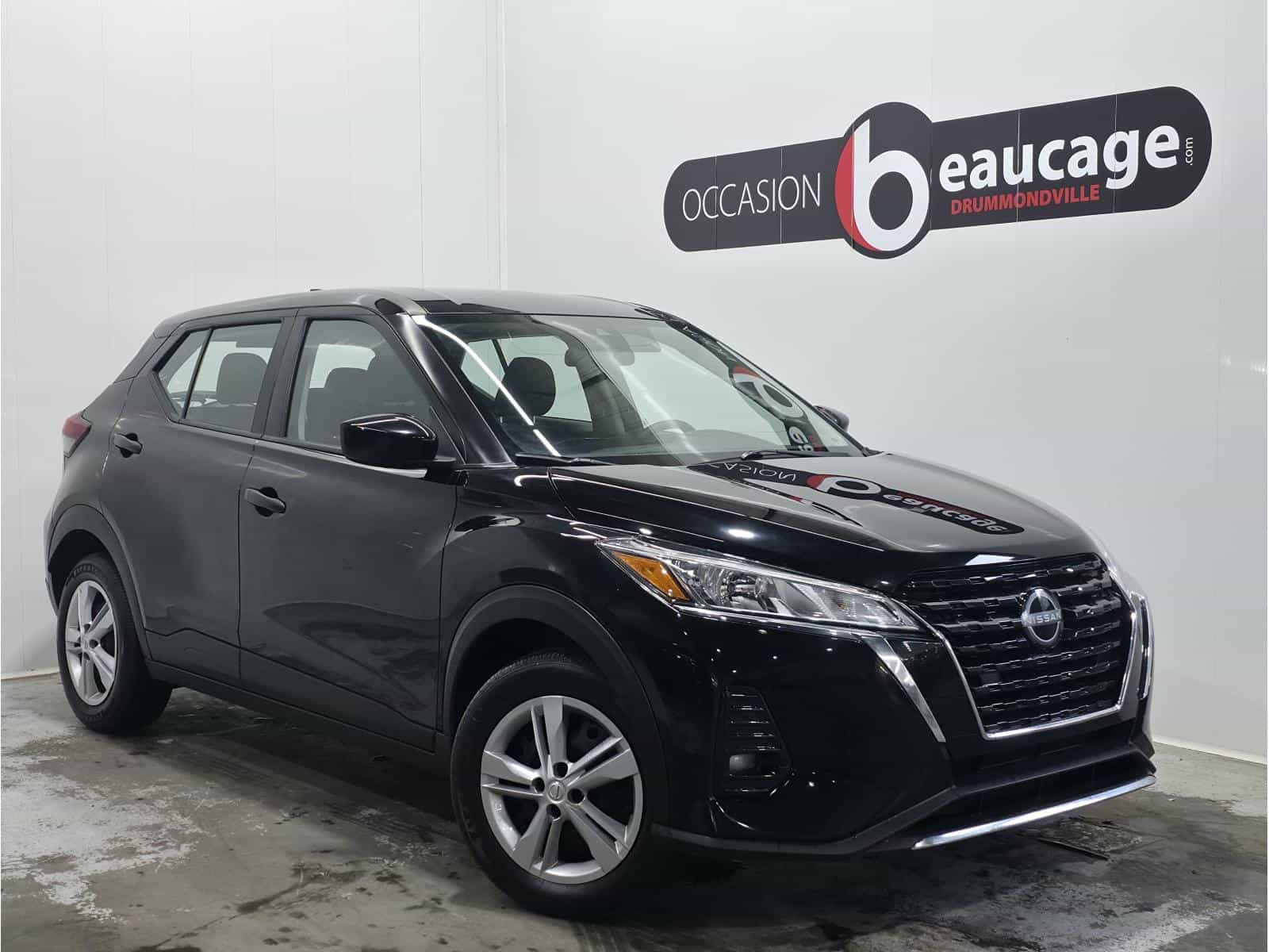 2022 Nissan Kicks S - Image 1