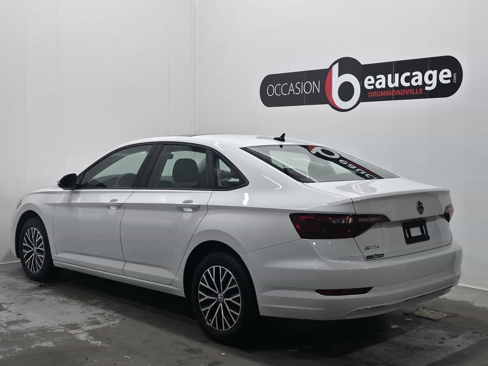 Image 7 Volkswagen Jetta Highline 2021