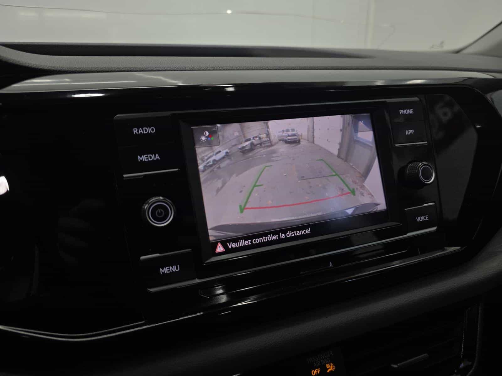 2022 Volkswagen Taos Trendline - Image 13