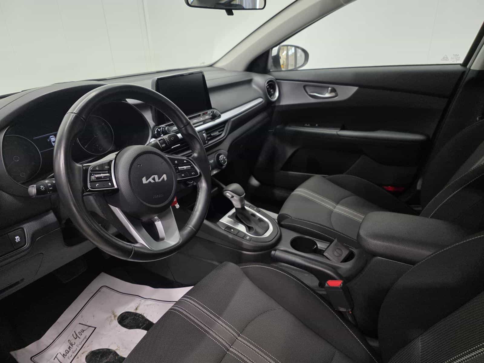 2022 Kia Forte LX - Image 13