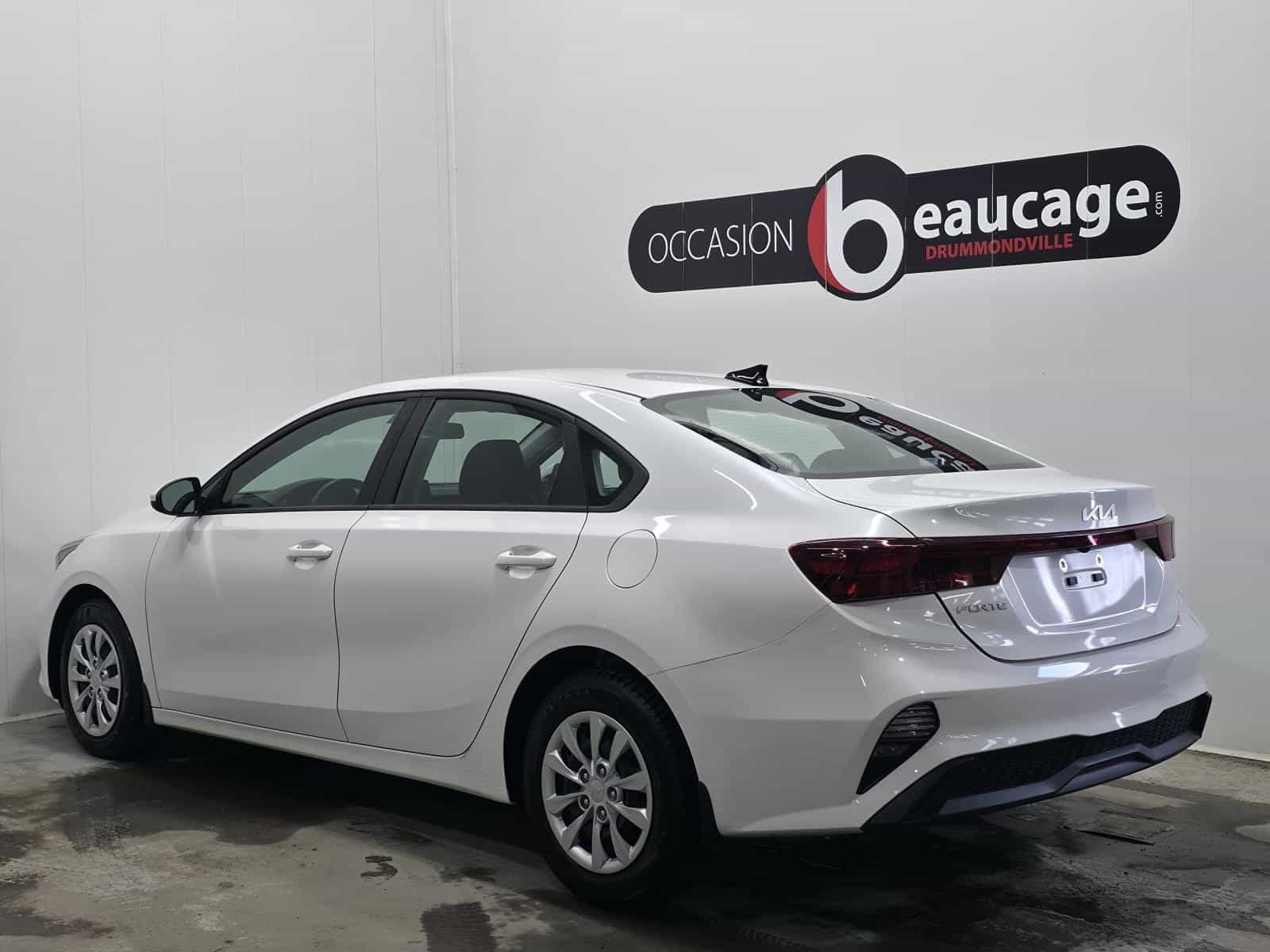 2022 Kia Forte LX - Image 7