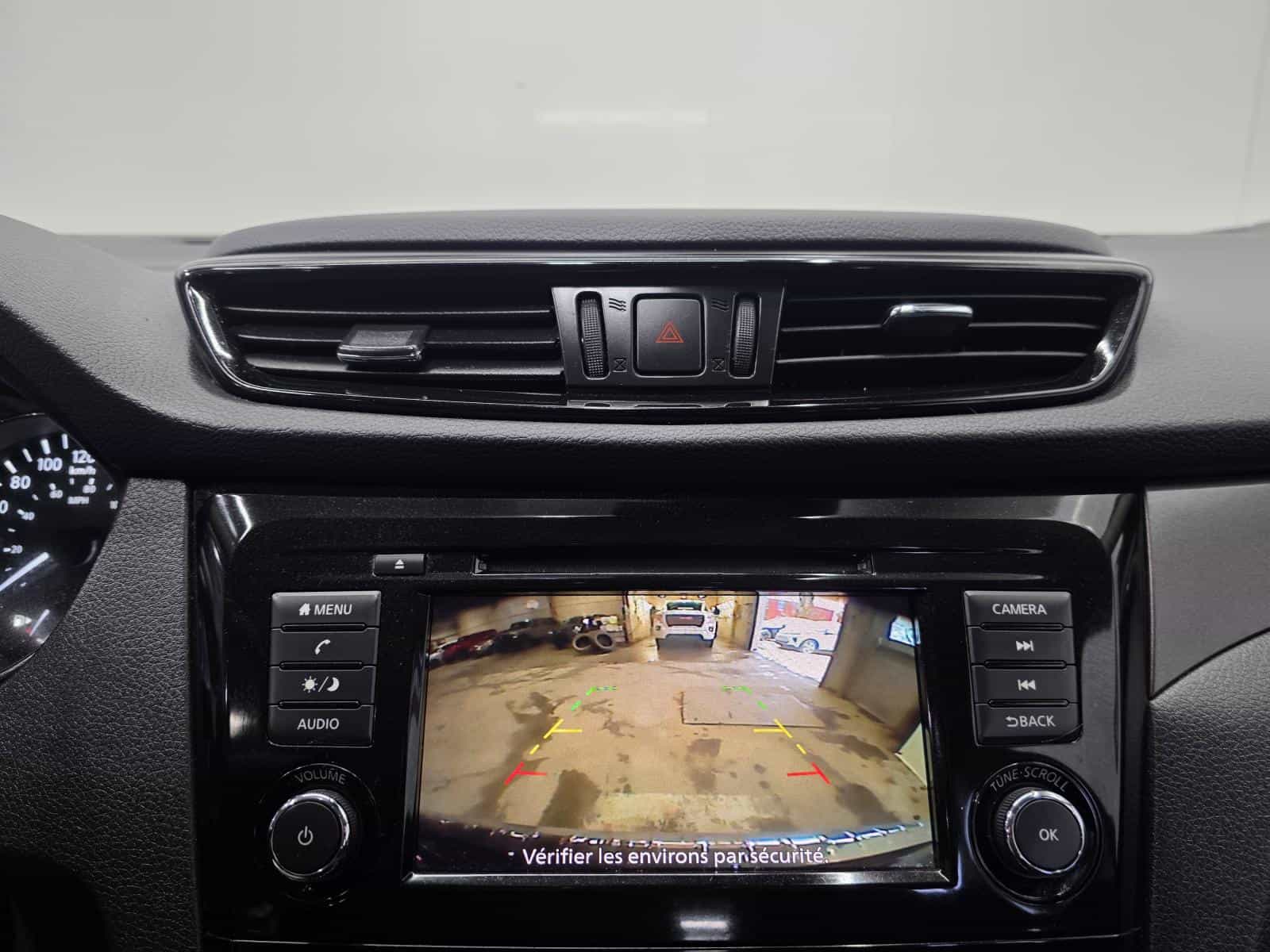 Image 15 Nissan Qashqai S 2020