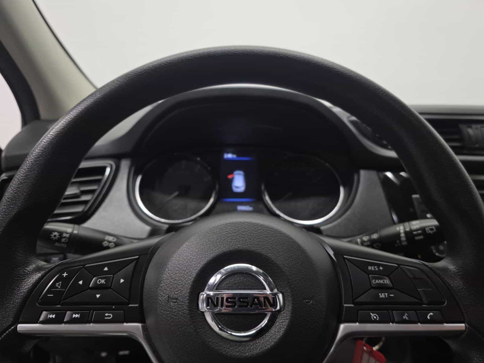 Image 18 Nissan Qashqai S 2020