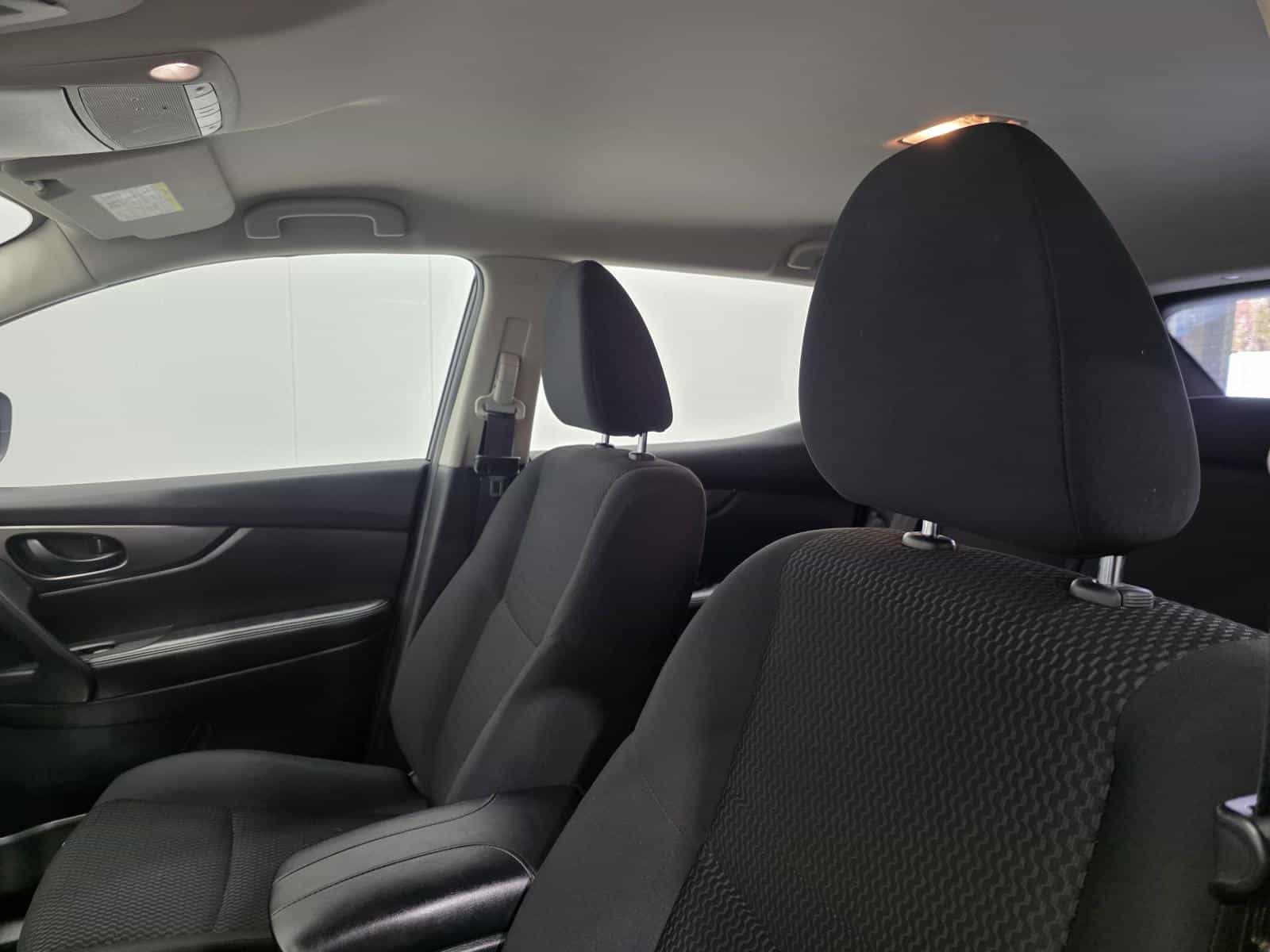 Image 11 Nissan Qashqai S 2020