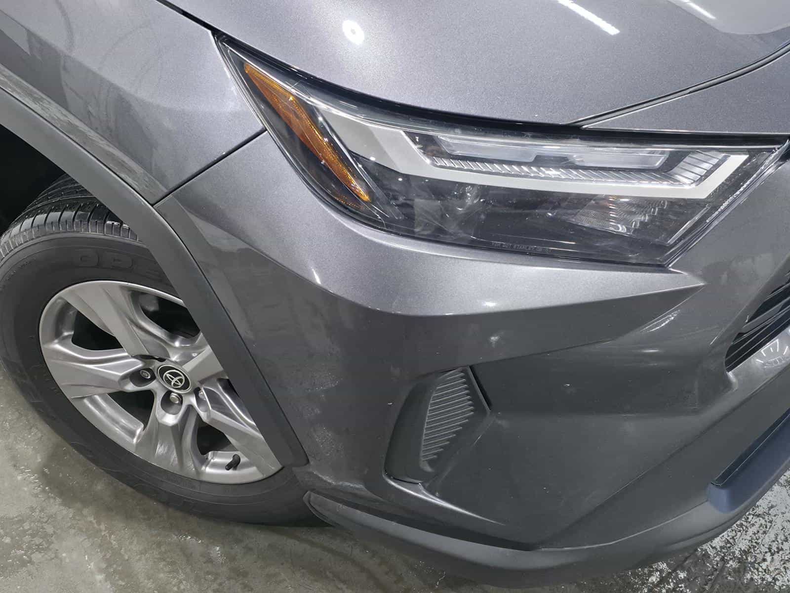 2022 Toyota Rav4 XLE - Image 4