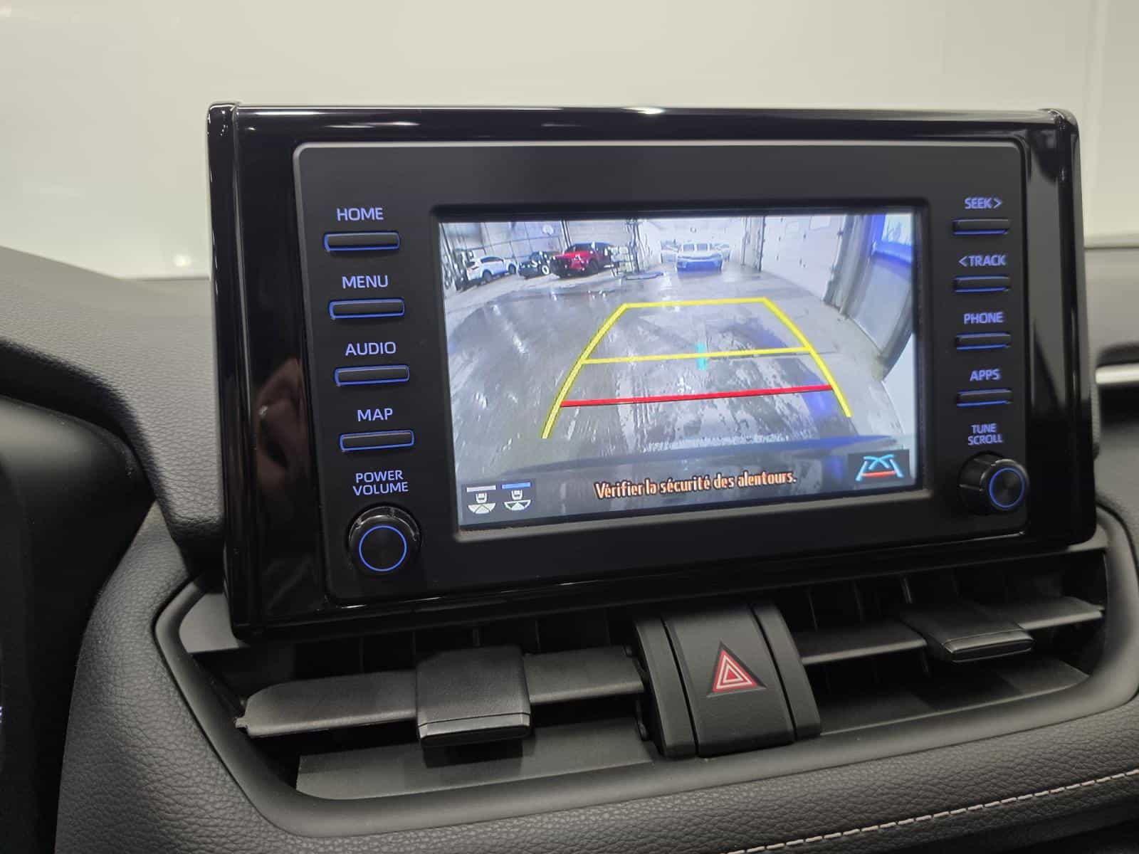 2022 Toyota Rav4 XLE - Image 8