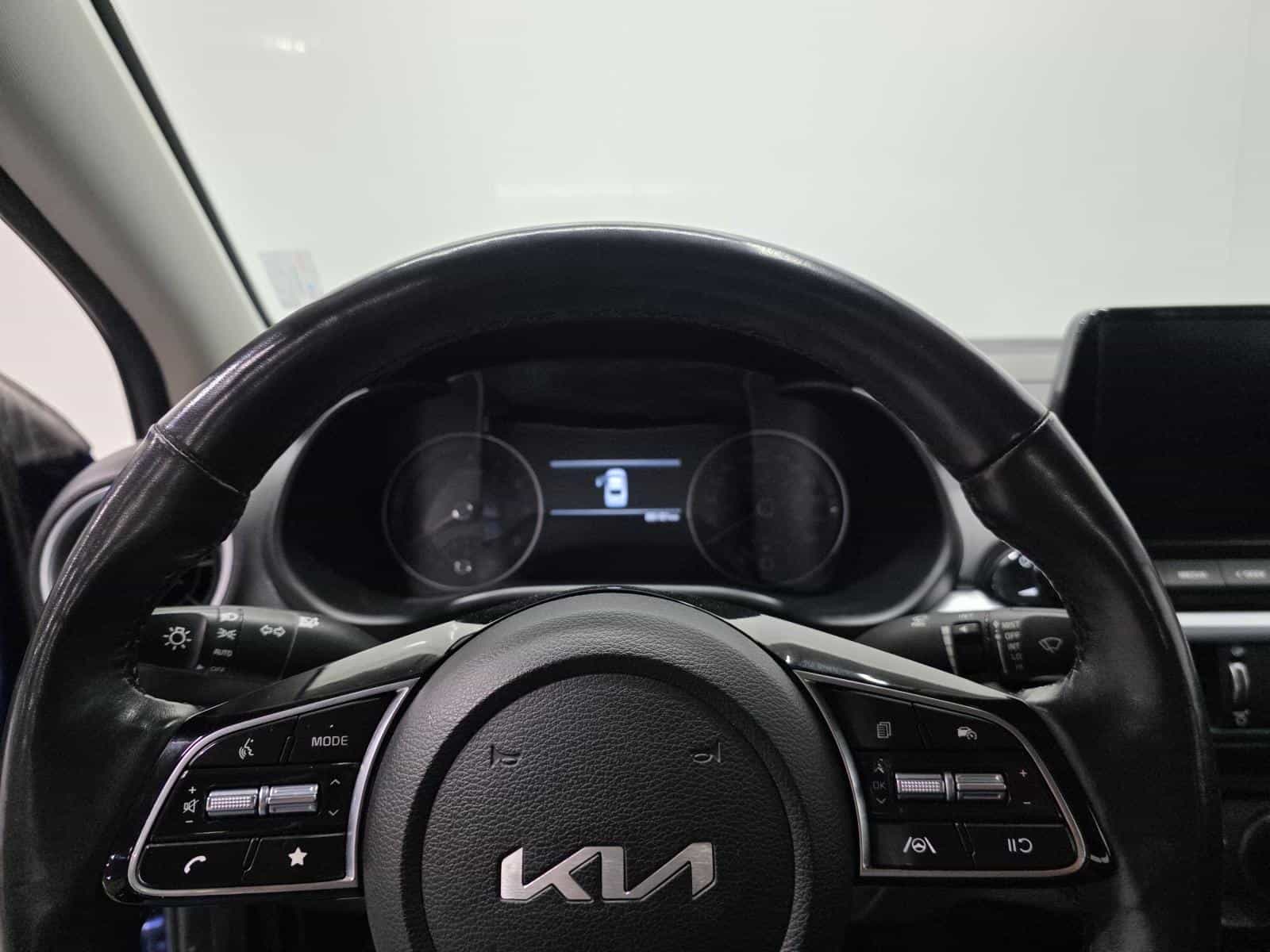 2023 Kia Forte EX - Image 15