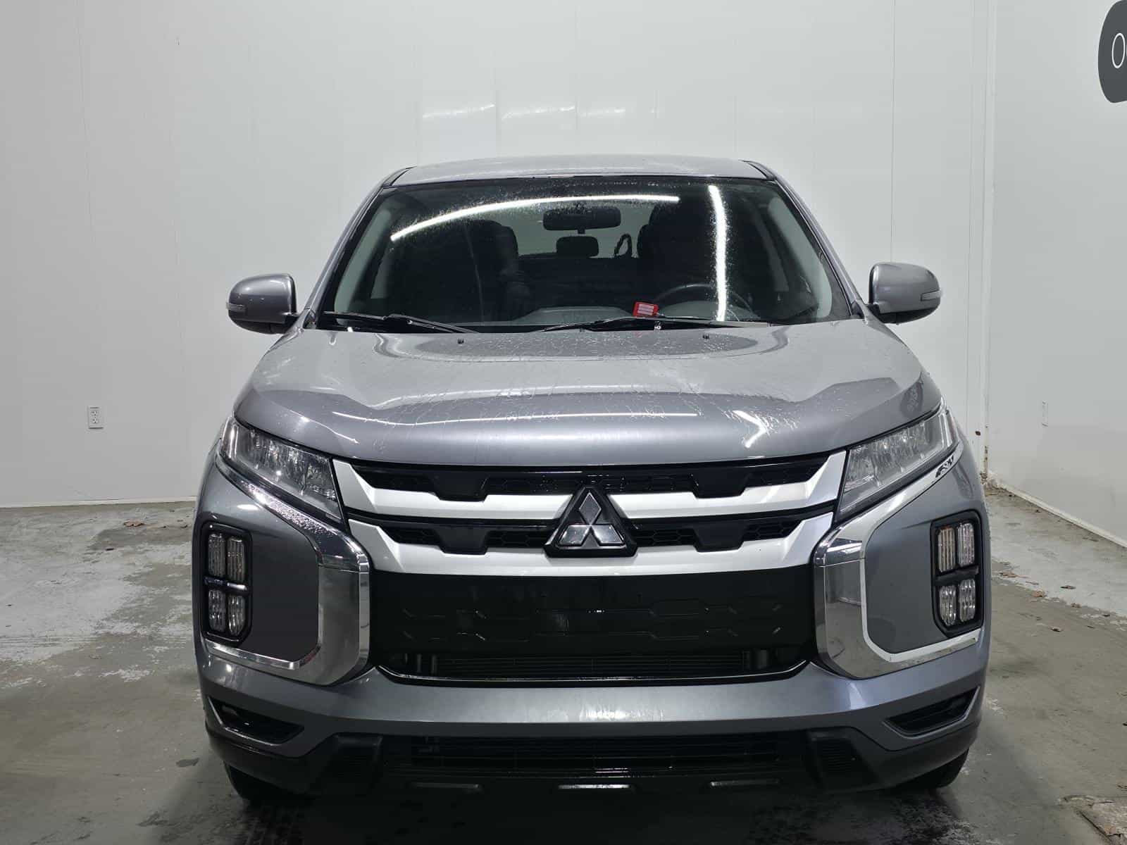 2023 Mitsubishi RVR SE - Image 5