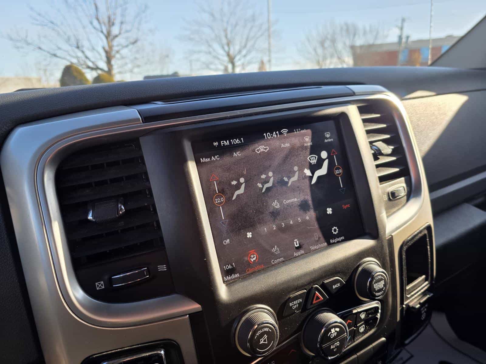Image 15 RAM 1500 Classic SLT 2019